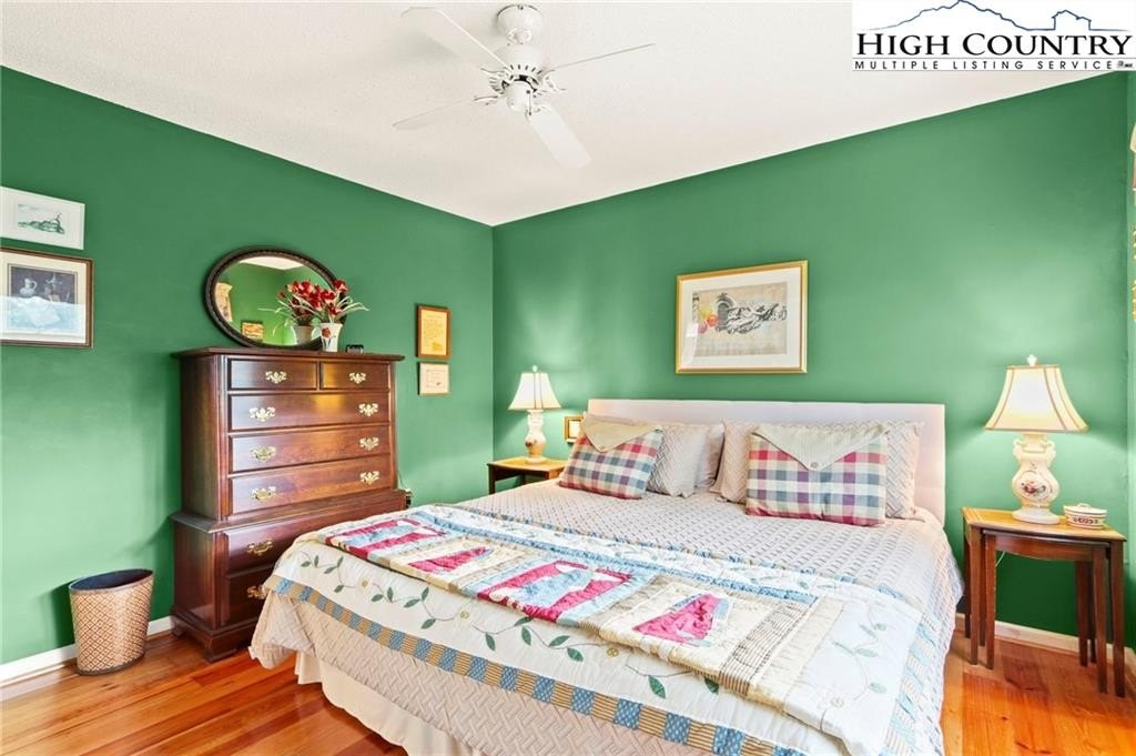 Boone, North Carolina, 28607, United States, 3 Bedrooms Bedrooms, ,3 BathroomsBathrooms,Residential,For Sale,1941298