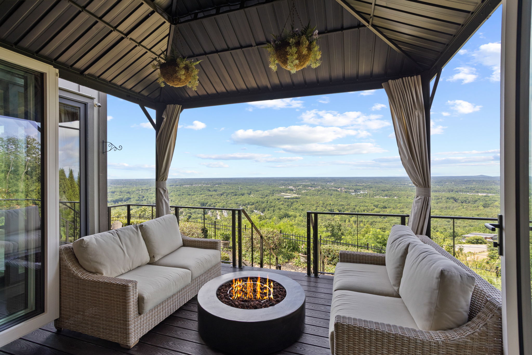  29 Grand Vista Drive, Greenville, SC 29609 - 物件實景