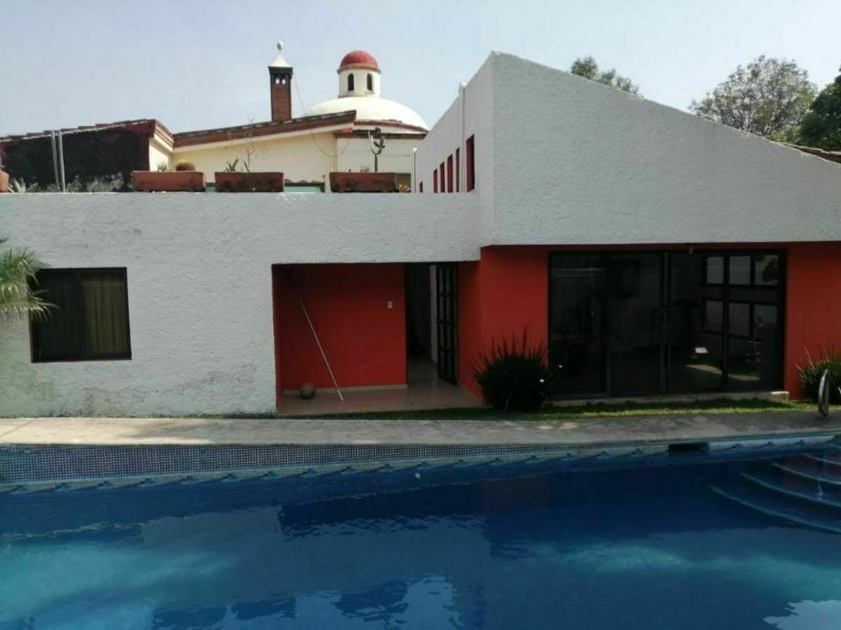 Cuernavaca, Morelos, 62100, Mexico, 4 Bedrooms Bedrooms, ,5 BathroomsBathrooms,Residential,For Sale,1917841