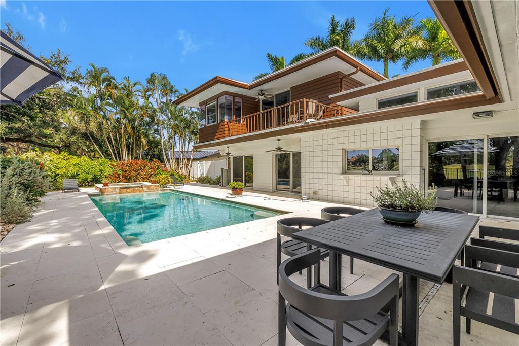 St Petersburg, Florida, 33704, United States, 4 Bedrooms Bedrooms, ,4 BathroomsBathrooms,Residential,For Sale,1991901