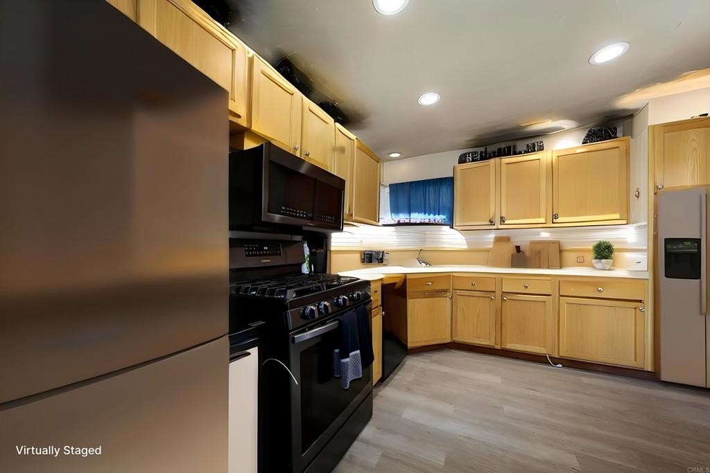 El Cajon, California, 92020, United States, 2 Bedrooms Bedrooms, ,1 BathroomBathrooms,Residential,For Sale,1986327