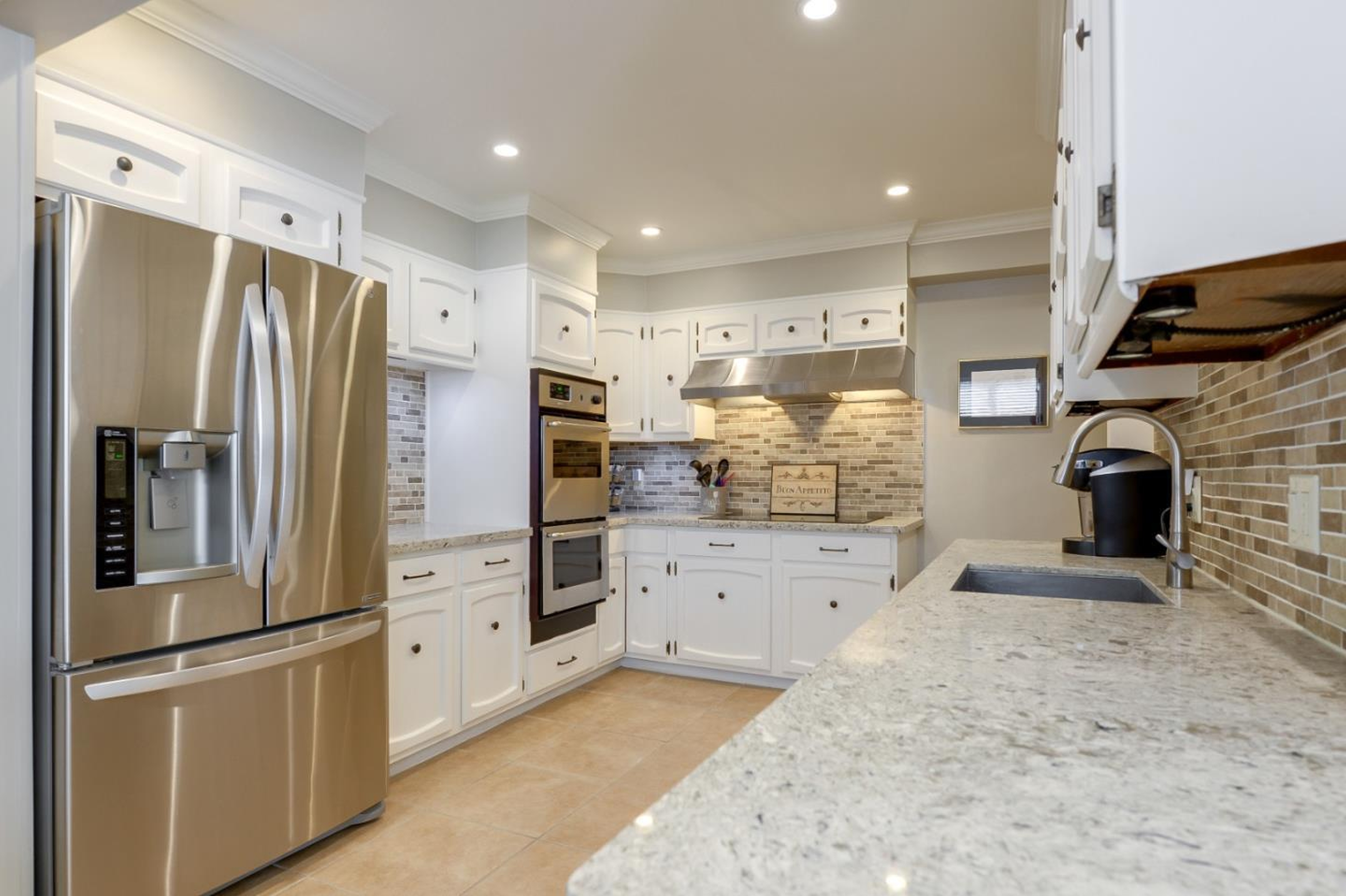  2610 Carson Street, Redwood City, CA 94061 - 物件實景