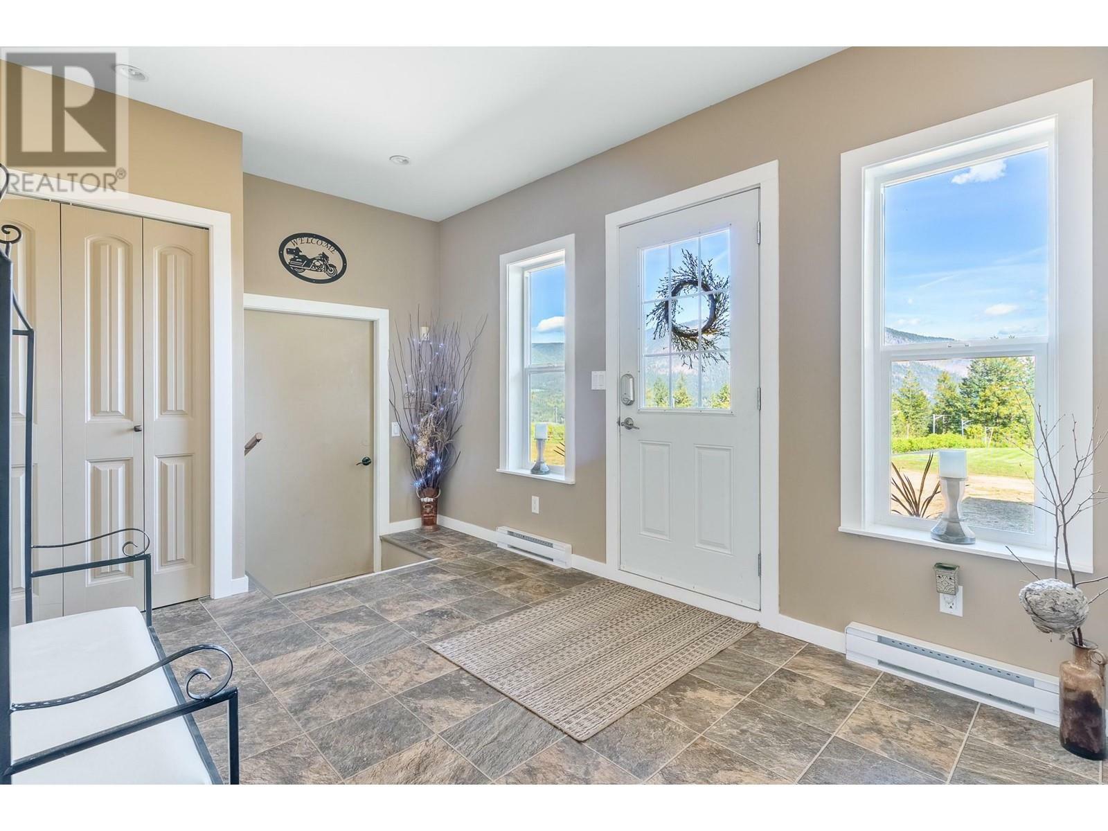 SALMON ARM, British Columbia, V1E 3A4, CA, 4 Bedrooms Bedrooms, ,2 BathroomsBathrooms,Residential,For Sale,1838776