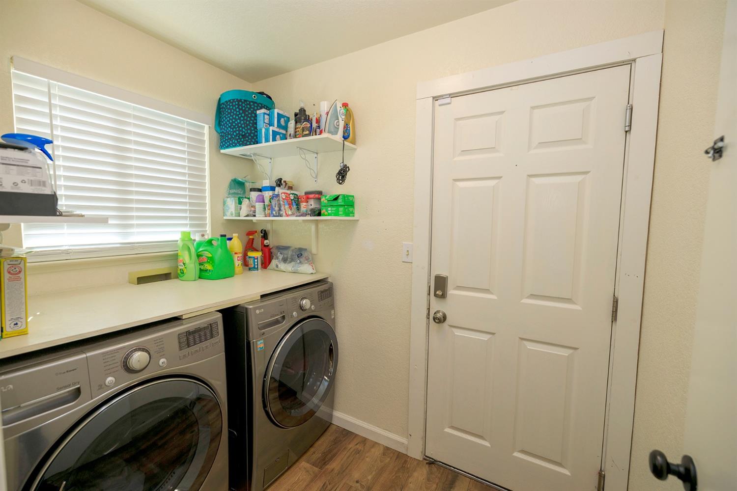 Tracy, California, 95376, United States, 4 Bedrooms Bedrooms, ,3 BathroomsBathrooms,Residential,For Sale,1980511