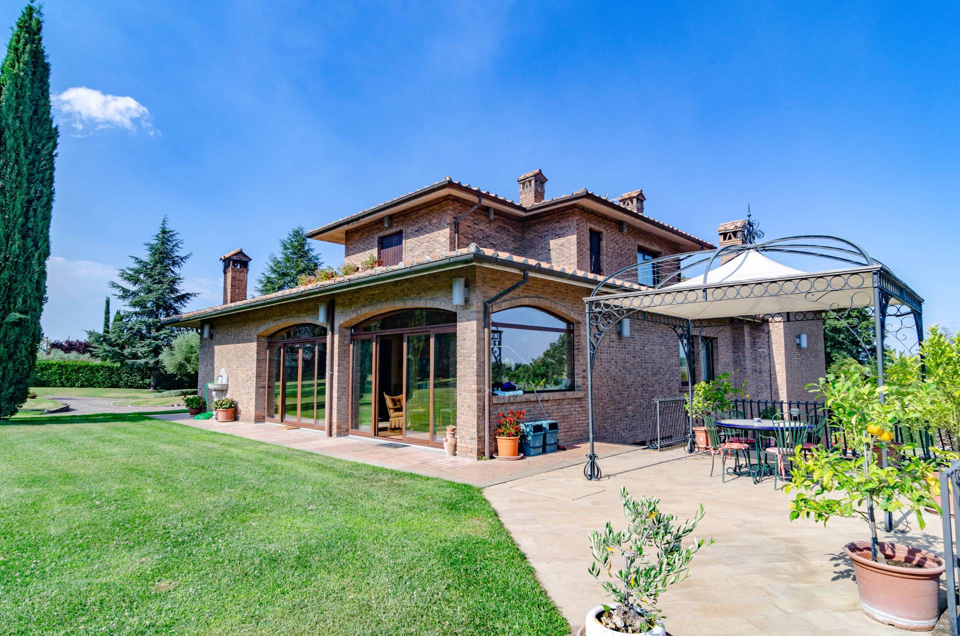 Strada Vicinale Valle Rote, Bassano in Teverina, Viterbo, 01030, IT, 6 Bedrooms Bedrooms, ,4 BathroomsBathrooms,Residential,For Sale,Strada Vicinale Valle Rote,1442905