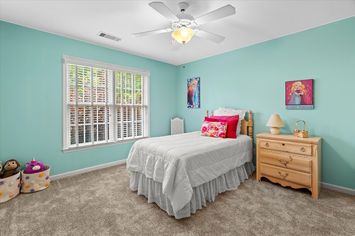 Villa Rica, Georgia, 30180, United States, 6 Bedrooms Bedrooms, ,4 BathroomsBathrooms,Residential,For Sale,1983769