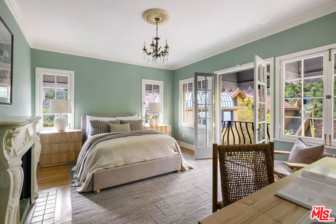 Los Angeles, California, 90065, United States, 5 Bedrooms Bedrooms, ,5 BathroomsBathrooms,Residential,For Sale,1987720