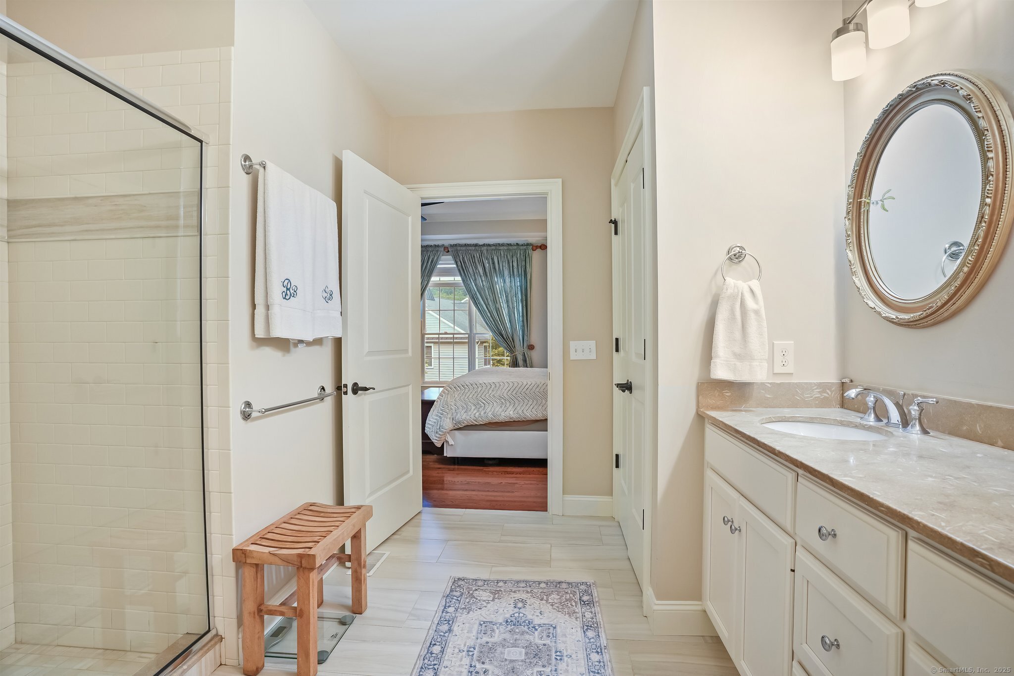 Brookfield, Connecticut, 06804, United States, 2 Bedrooms Bedrooms, ,4 BathroomsBathrooms,Residential,For Sale,1890460
