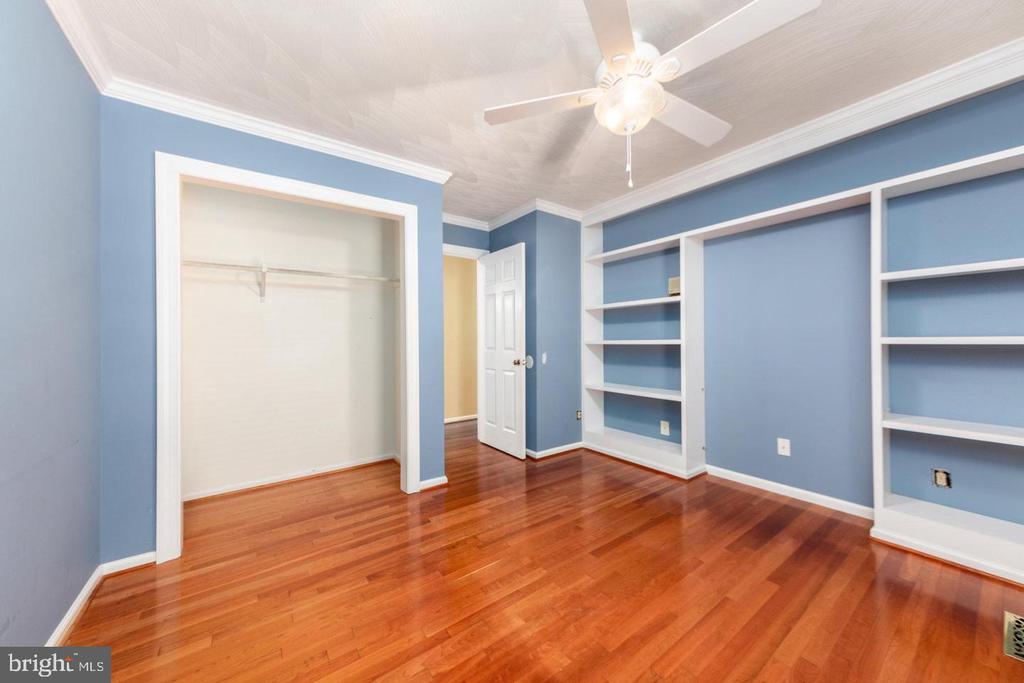 Fredericksburg, Virginia, 22405, United States, 5 Bedrooms Bedrooms, ,3 BathroomsBathrooms,Residential,For Sale,2013092