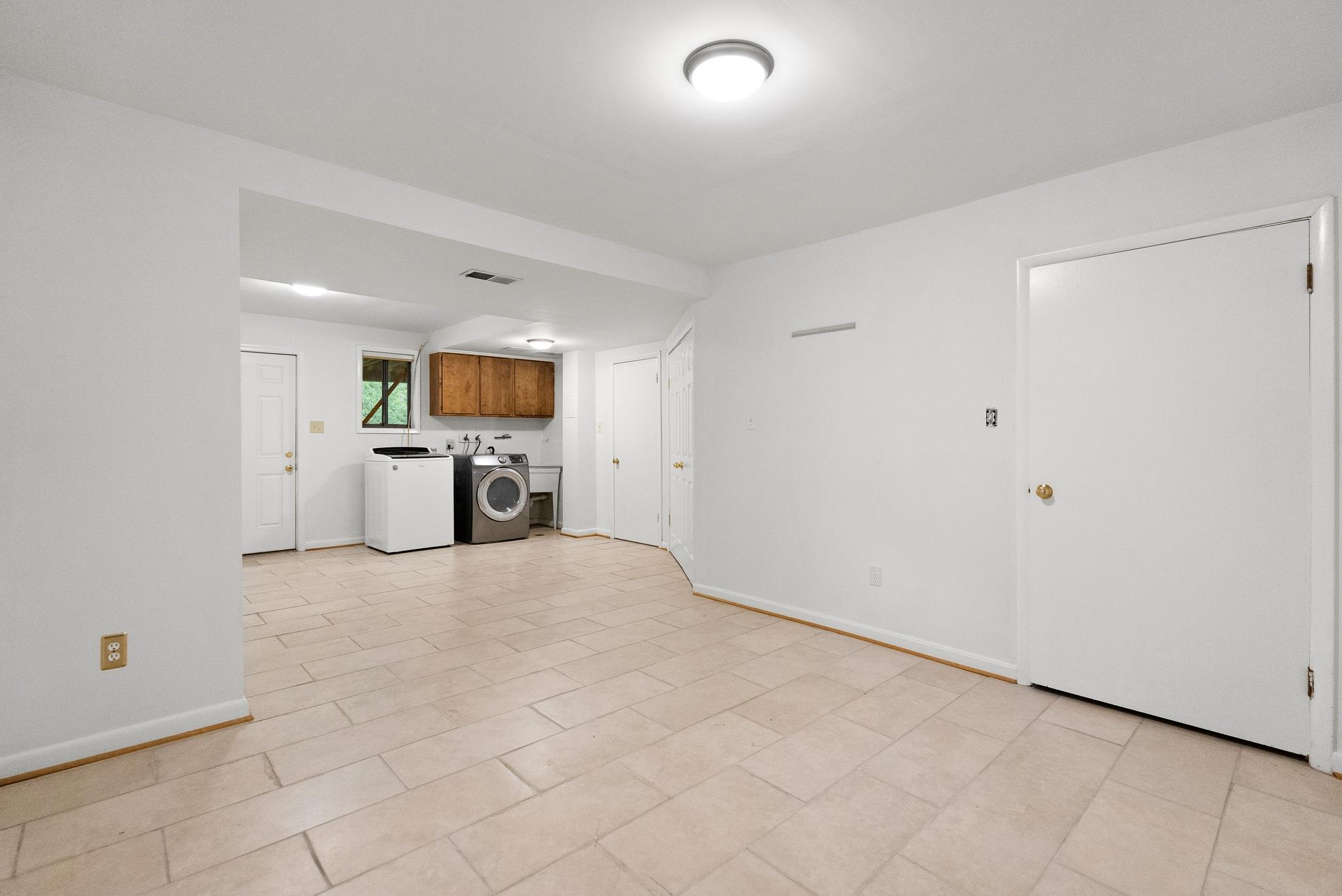  8719 Gateshead Road, Alexandria, VA, 22309 - 物件實景