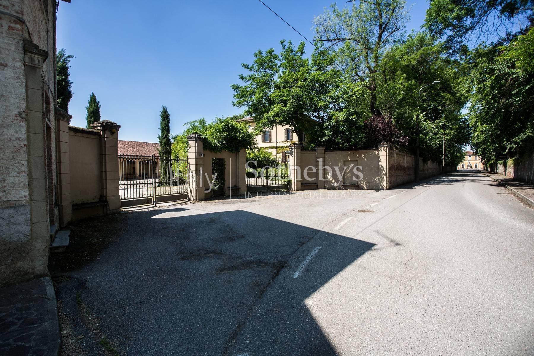  Historic villa with large park in the countryside of Cremona - 物件實景