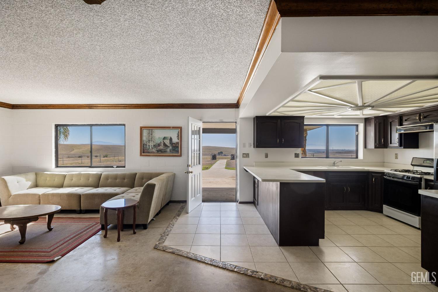 Mc Farland, California, 93250, United States, 3 Bedrooms Bedrooms, ,2 BathroomsBathrooms,Residential,For Sale,1994754