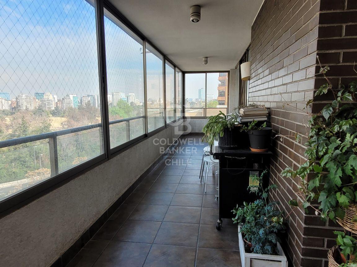 Vitacura, Chile, 4 Bedrooms Bedrooms, ,4 BathroomsBathrooms,Residential,For Sale,1941944