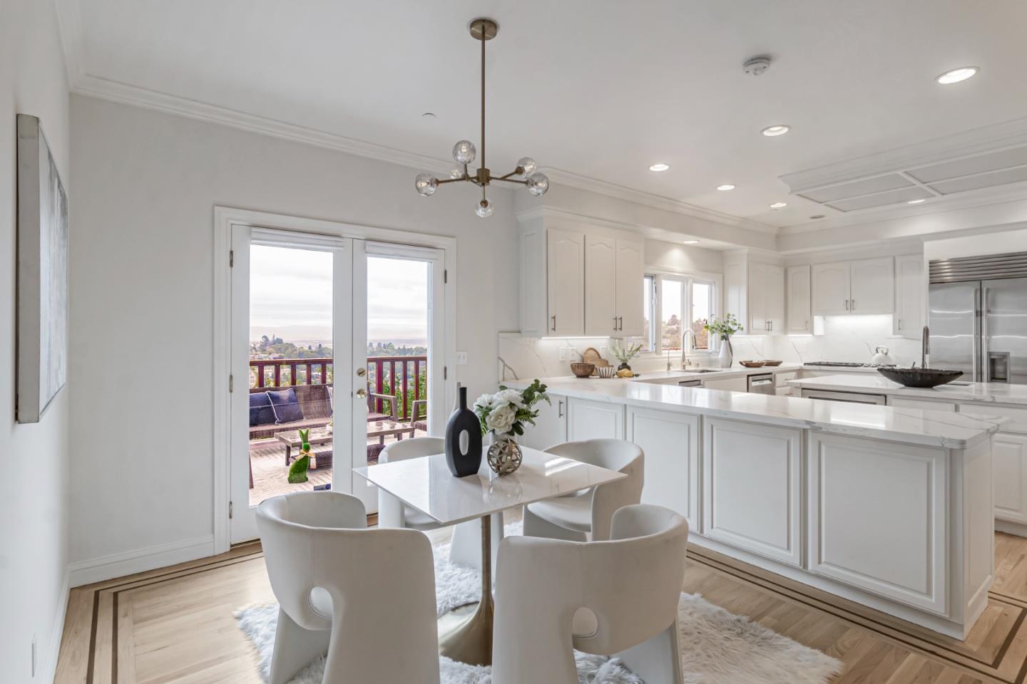 San Carlos, California, 94070, United States, 5 Bedrooms Bedrooms, ,5 BathroomsBathrooms,Residential,For Sale,1700172
