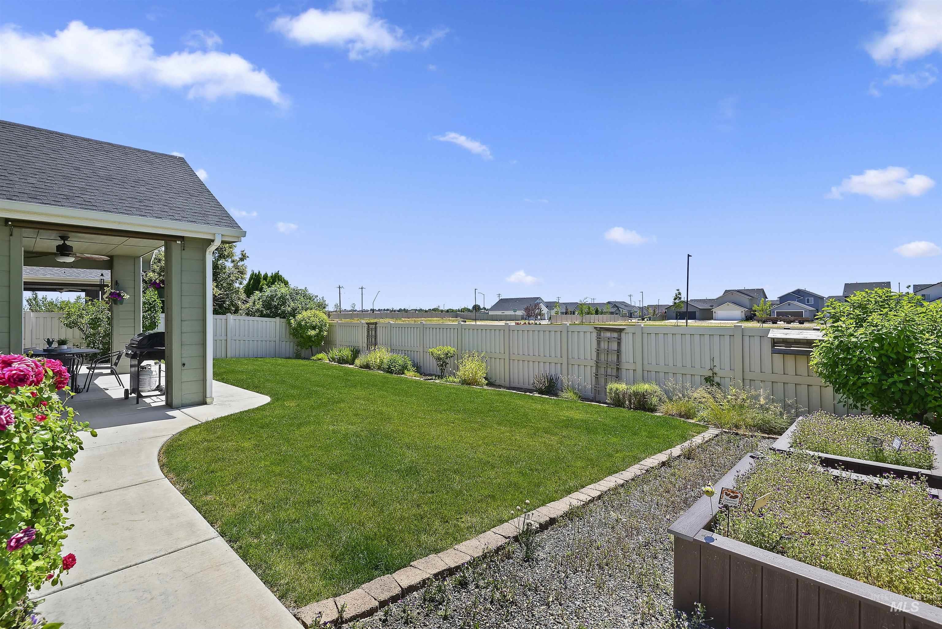 4923 Torana St, Meridian, Idaho, 83646, United States, 3 Bedrooms Bedrooms, ,2 BathroomsBathrooms,Residential,For Sale,4923 Torana St,1627957