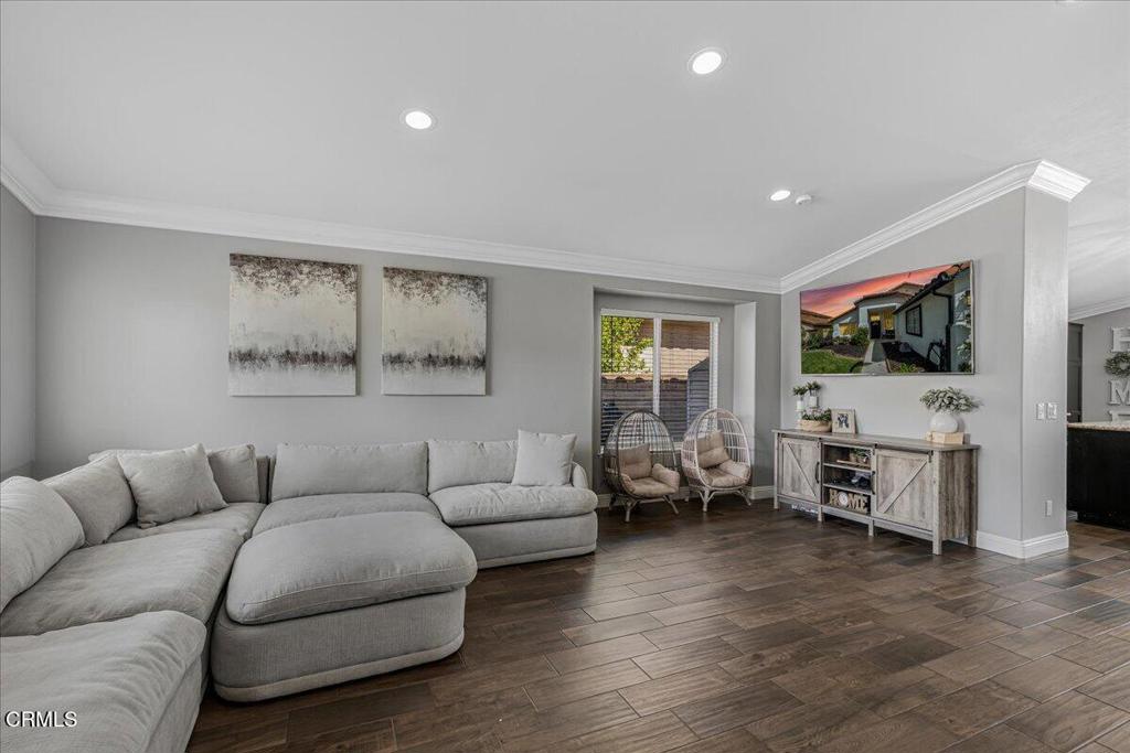 Fillmore, California, 93015, United States, 4 Bedrooms Bedrooms, ,2 BathroomsBathrooms,Residential,For Sale,2035740