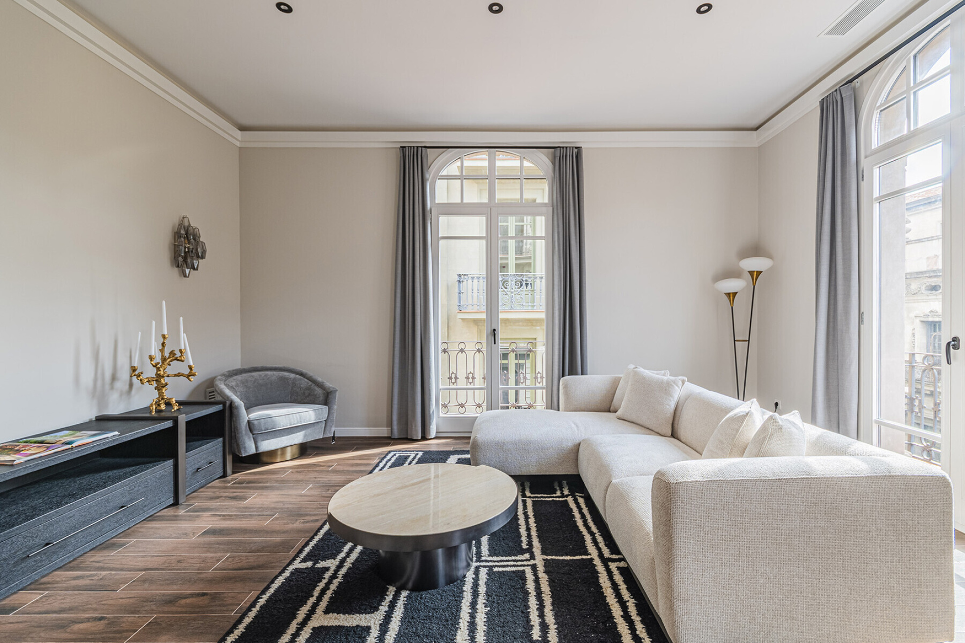  Extraordinary corner apartment on high floor with sea-views - 物件實景