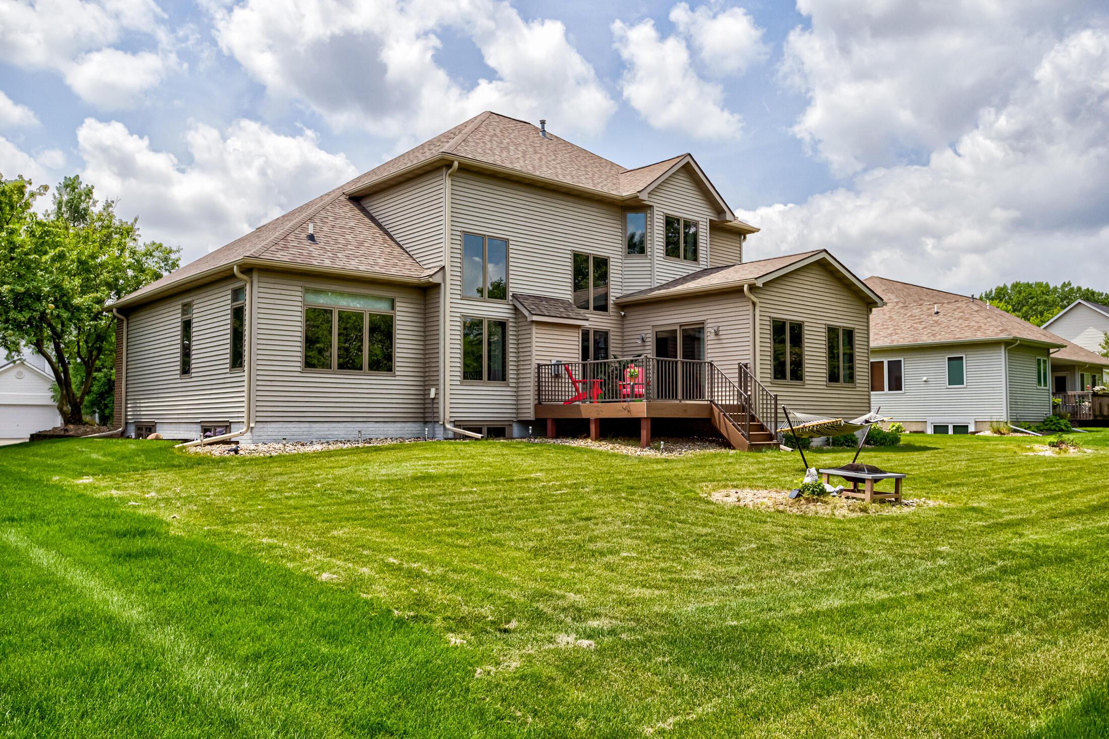 Ames, Iowa, 50014, United States, 5 Bedrooms Bedrooms, ,5 BathroomsBathrooms,Residential,For Sale,1935039