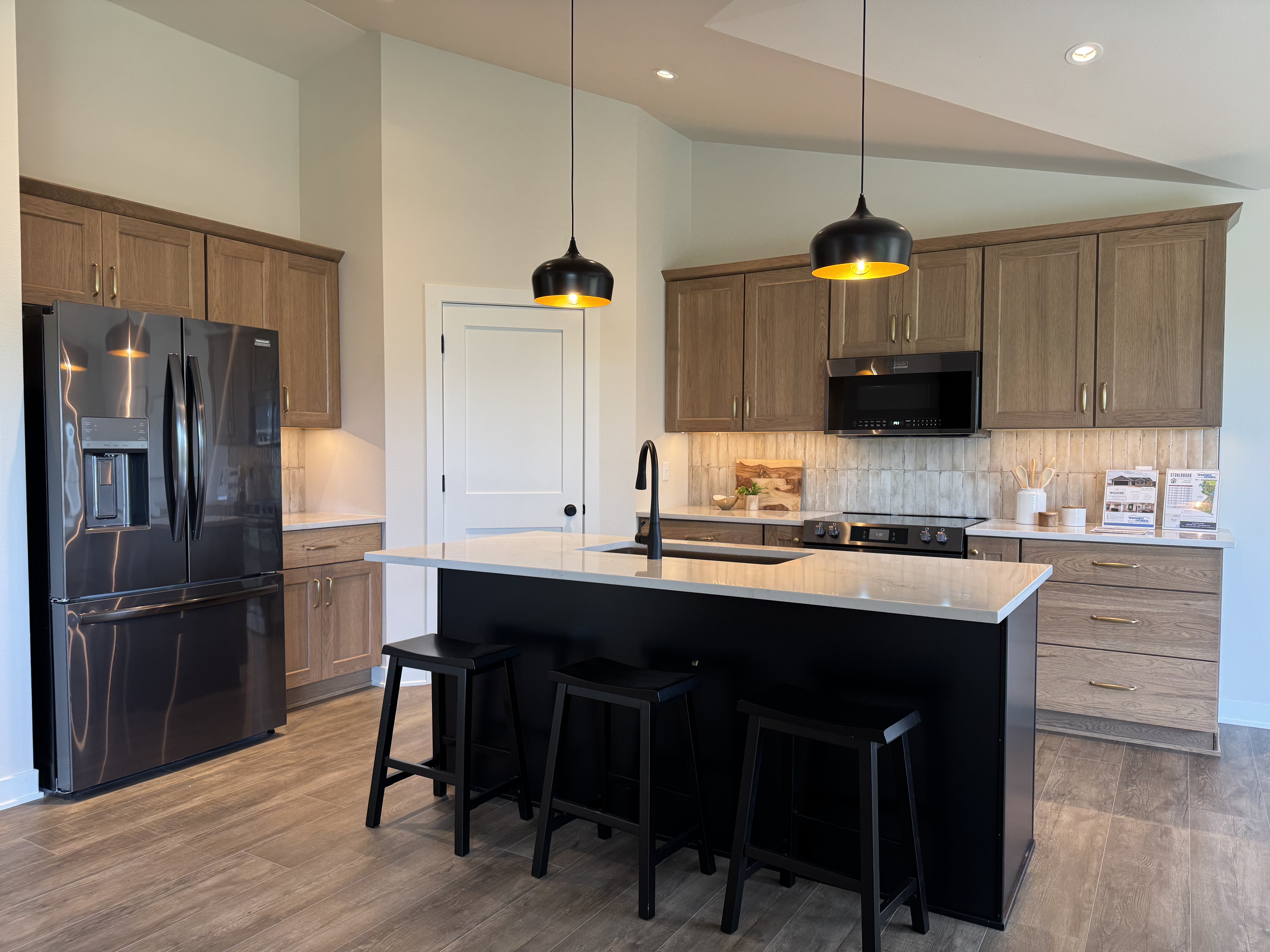 Sheboygan, Wisconsin, 53081, United States, 4 Bedrooms Bedrooms, ,3 BathroomsBathrooms,Residential,For Sale,1967006