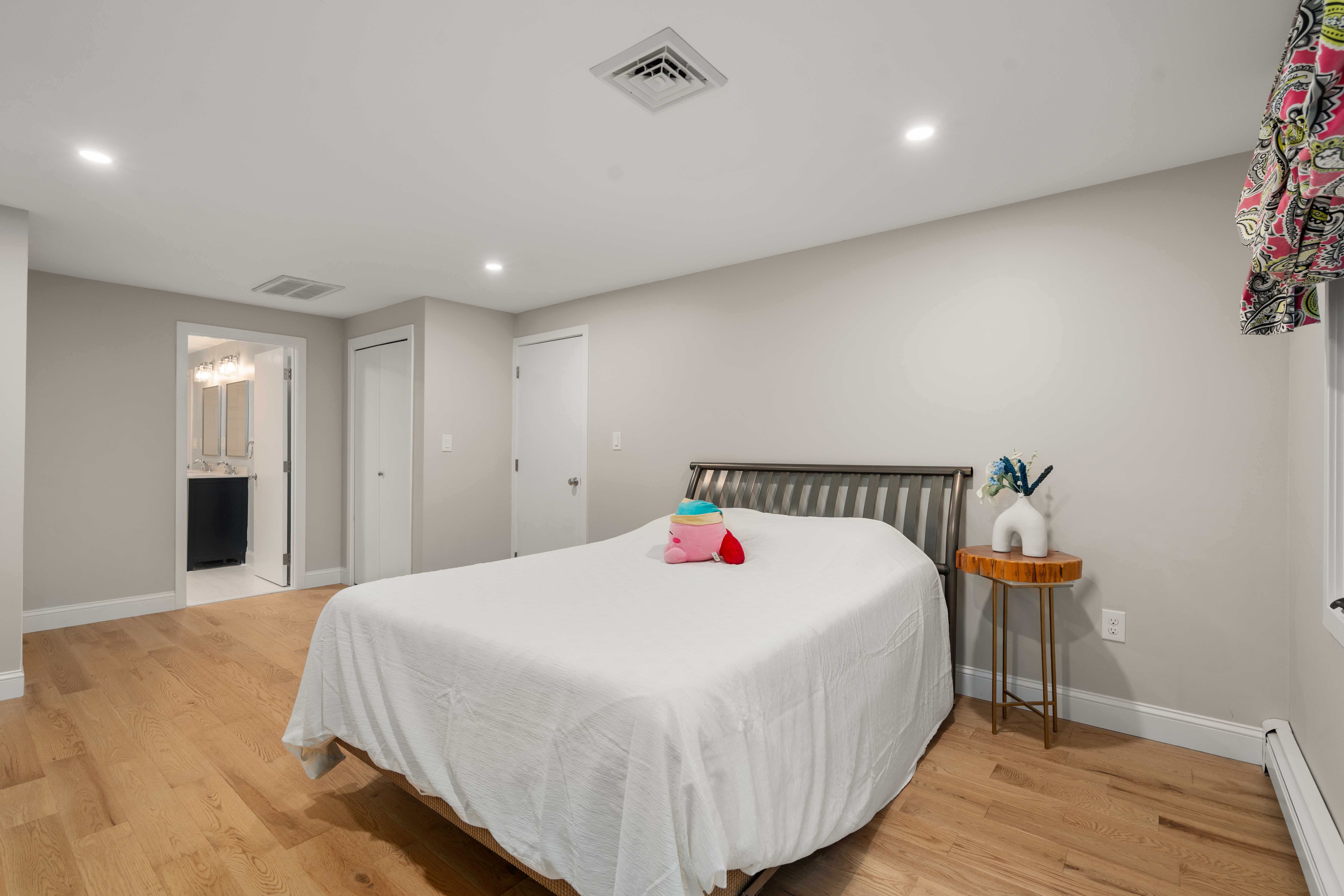  47 Dedham Street, Sharon, MA, 02067 - 物件實景