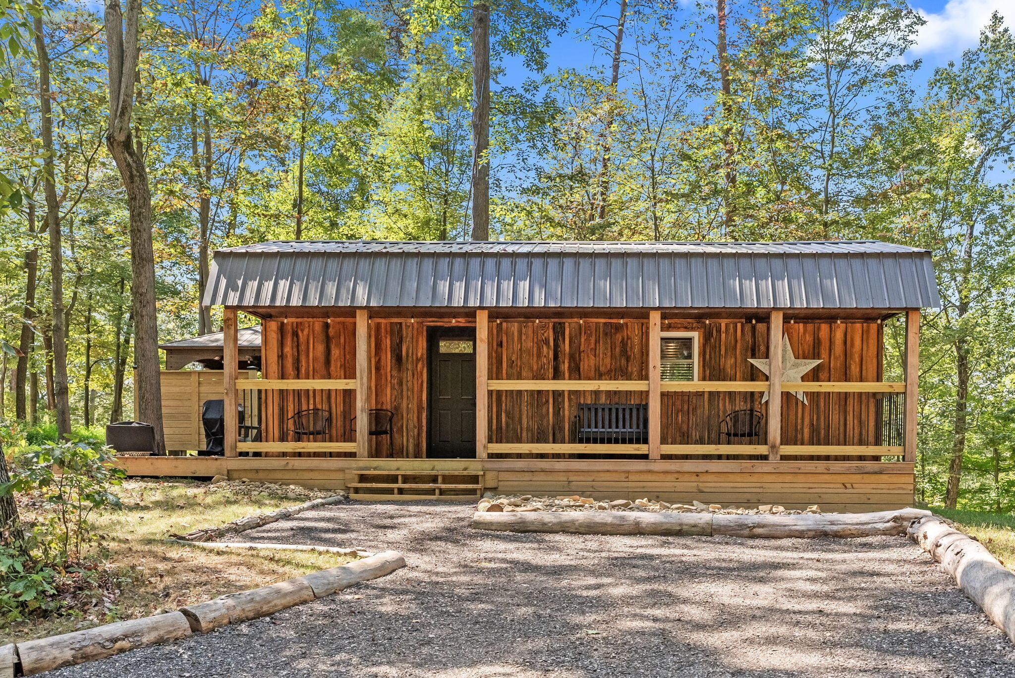 Rockbridge, Ohio, 43149, United States, 4 Bedrooms Bedrooms, ,3 BathroomsBathrooms,Residential,For Sale,1947972