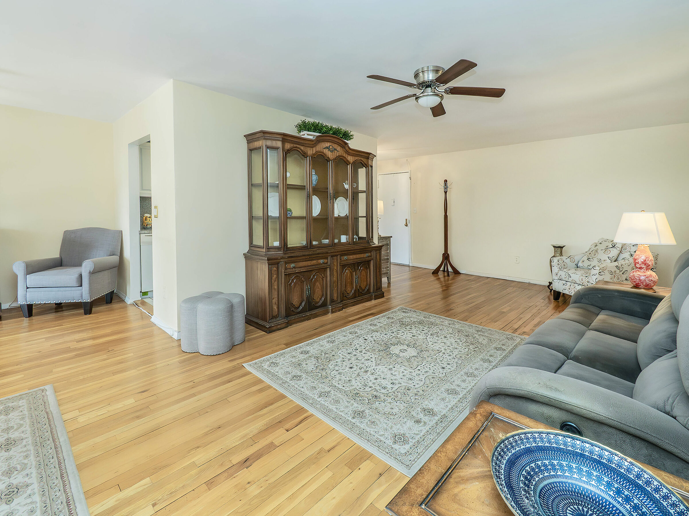  32 Pearsall, Glen Cove, NY, 11542 - 物件實景
