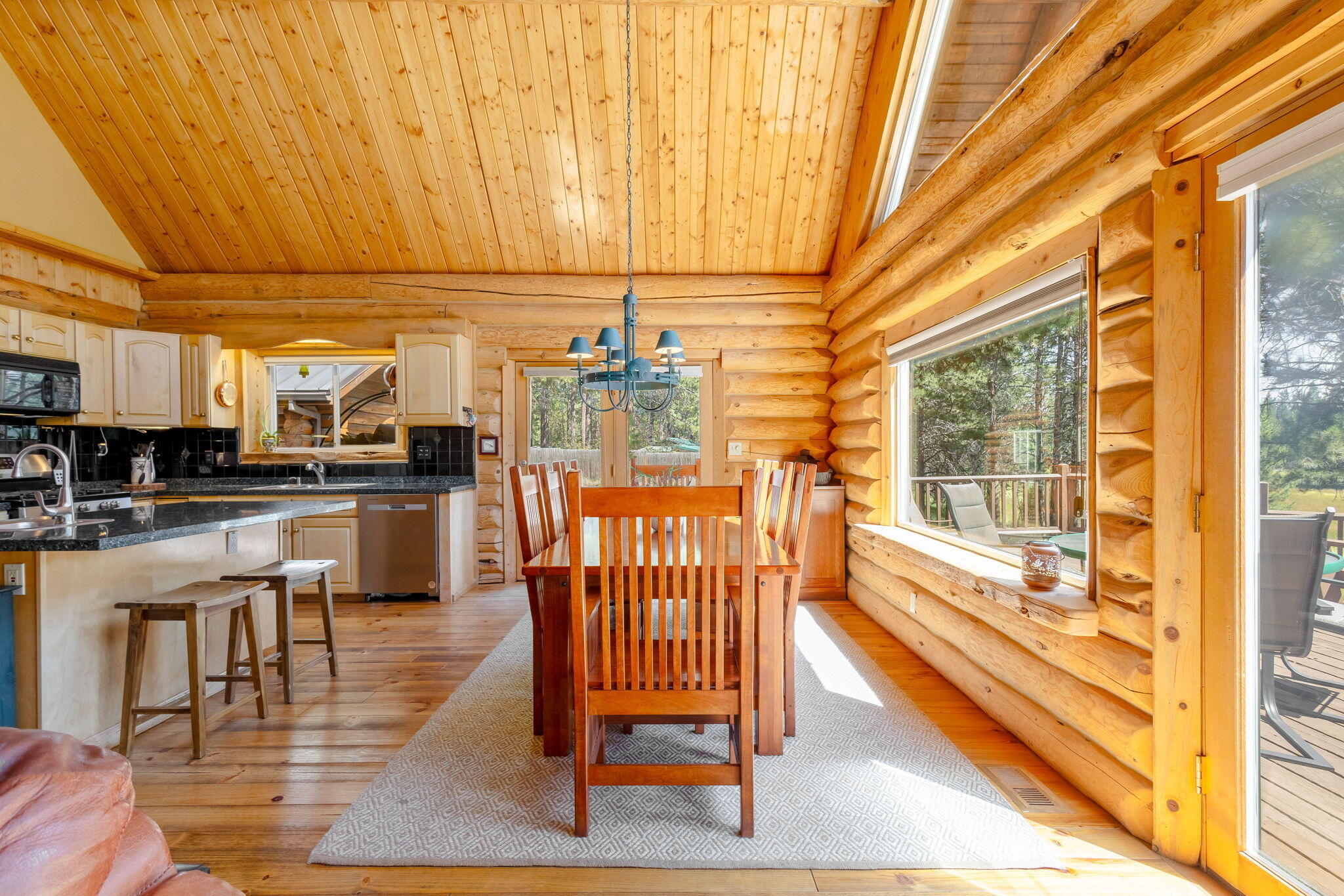 Bend, Oregon, 97707, United States, 3 Bedrooms Bedrooms, ,2 BathroomsBathrooms,Residential,For Sale,1983527