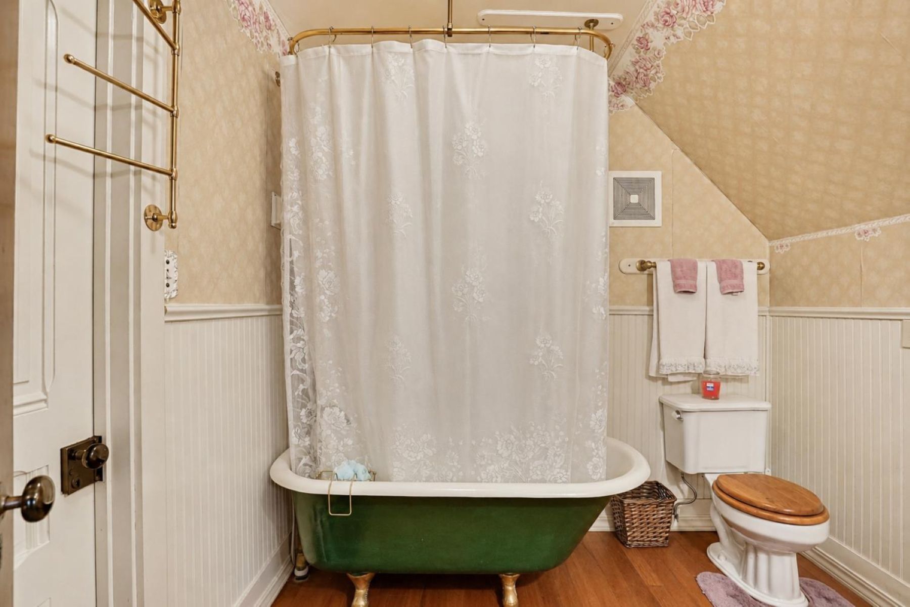  203 Pleasant Street, Grass Valley, CA 95945 - 物件實景