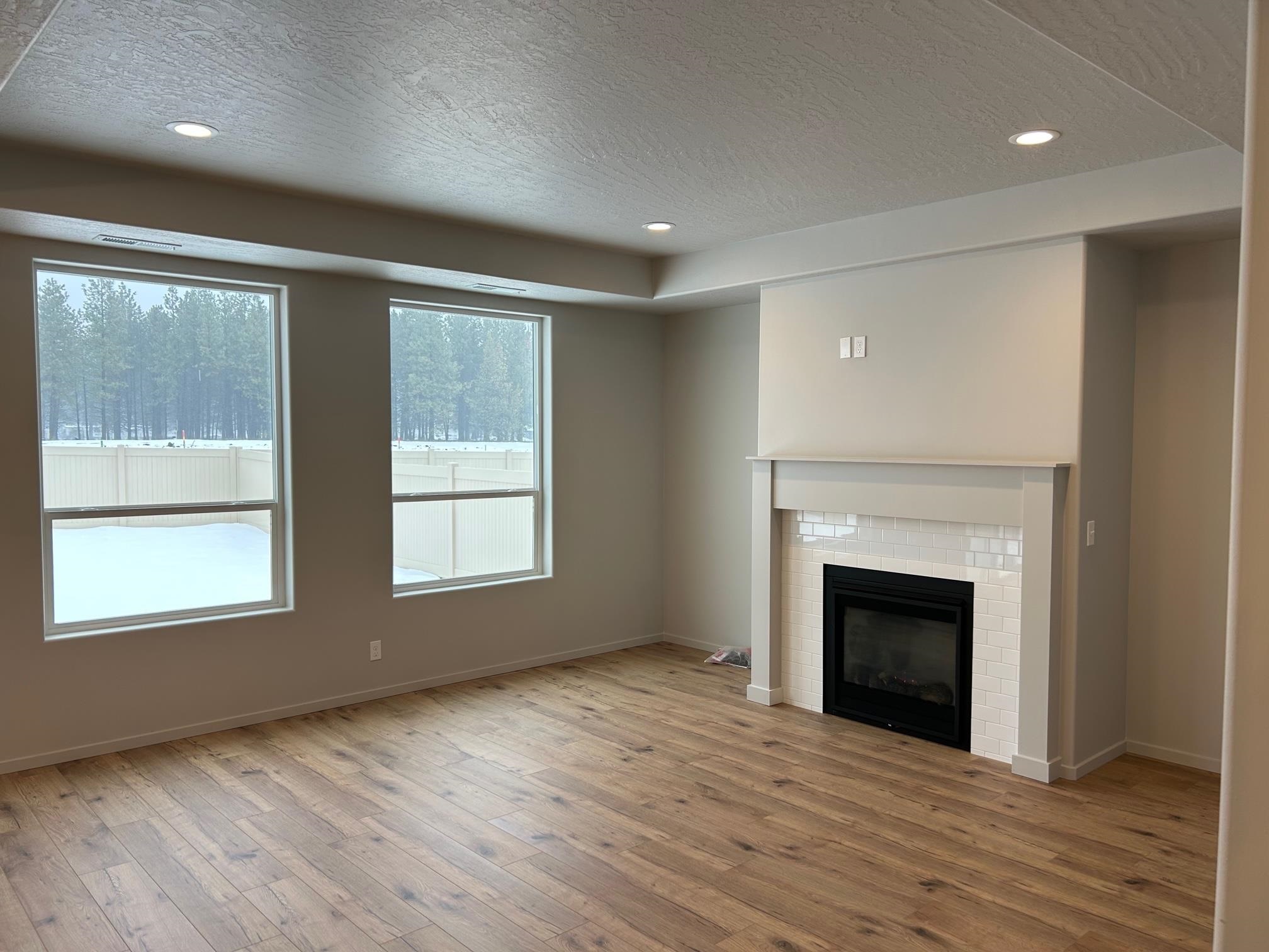Spokane Valley, Washington, 99016, United States, 4 Bedrooms Bedrooms, ,3 BathroomsBathrooms,Residential,For Sale,1867495