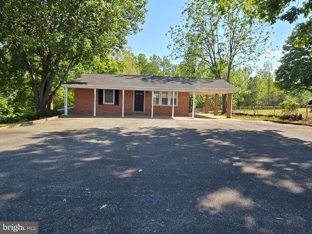 Stafford, Virginia, 22556, United States, 3 Bedrooms Bedrooms, ,2 BathroomsBathrooms,Residential,For Sale,2048018