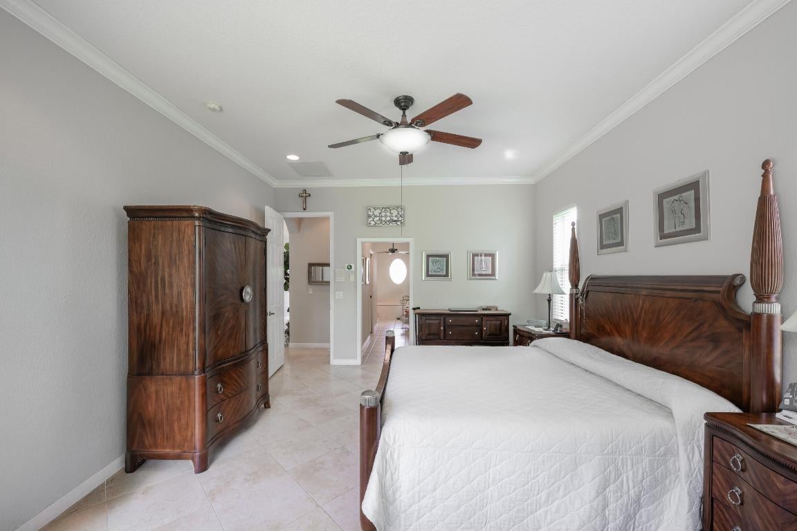 West Palm Beach, Florida, 33411, United States, 5 Bedrooms Bedrooms, ,3 BathroomsBathrooms,Residential,For Sale,1984216