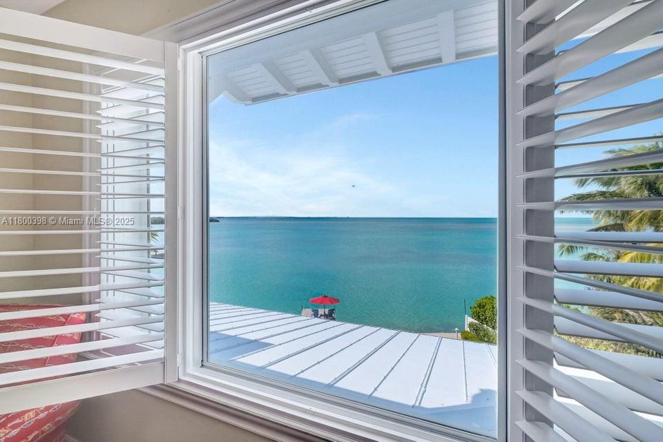 Islamorada, Florida, 33036, United States, 8 Bedrooms Bedrooms, ,10 BathroomsBathrooms,Residential,For Sale,1807381