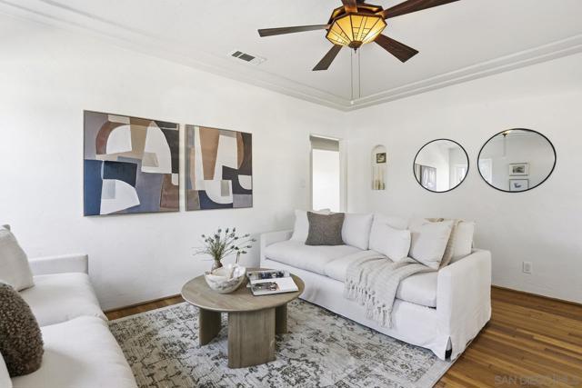 San Diego, California, 92116, United States, 2 Bedrooms Bedrooms, ,1 BathroomBathrooms,Residential,For Sale,1988896