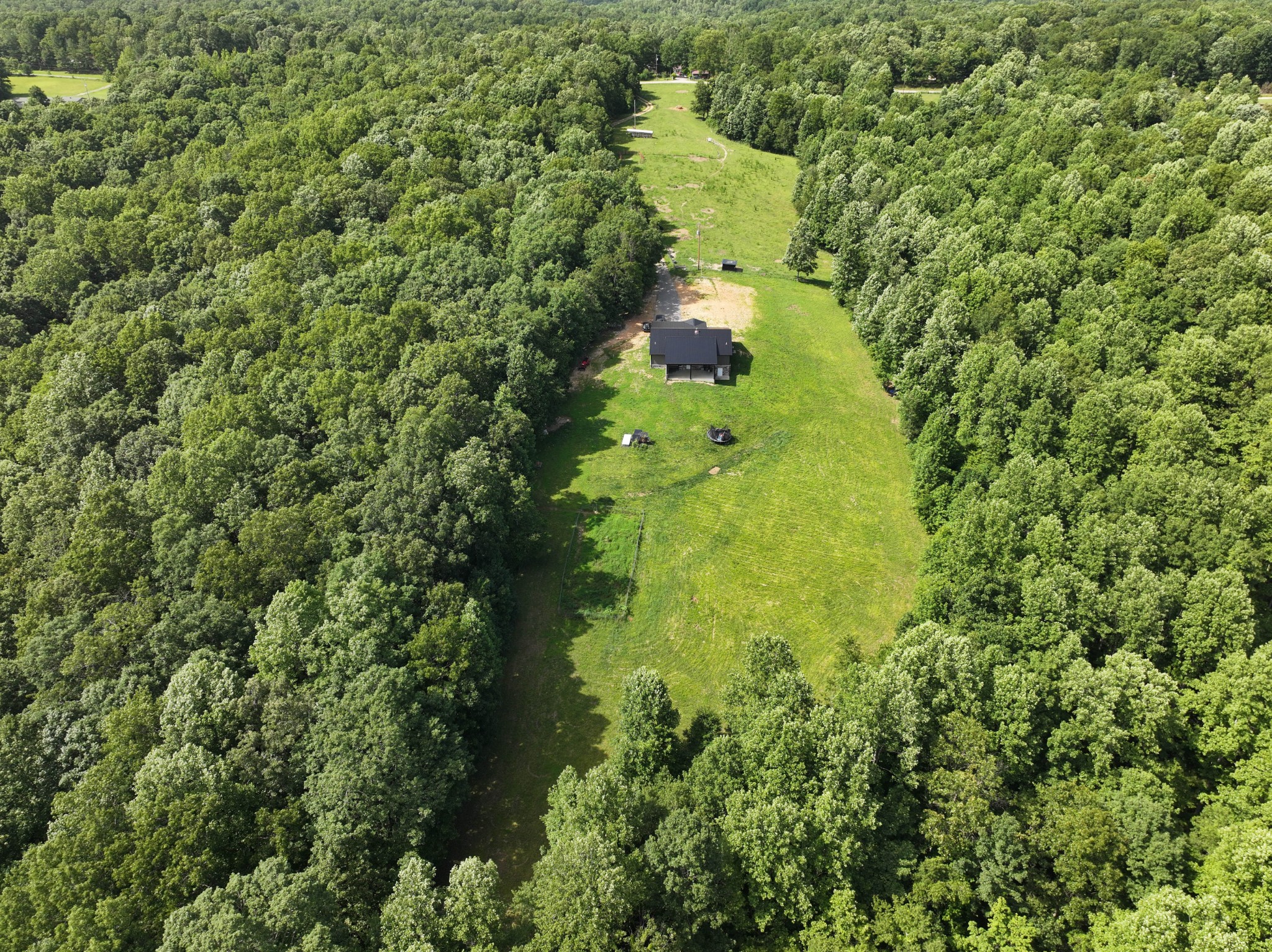 Indian Mound, Tennessee, 37079, United States, 3 Bedrooms Bedrooms, ,2 BathroomsBathrooms,Residential,For Sale,1866881