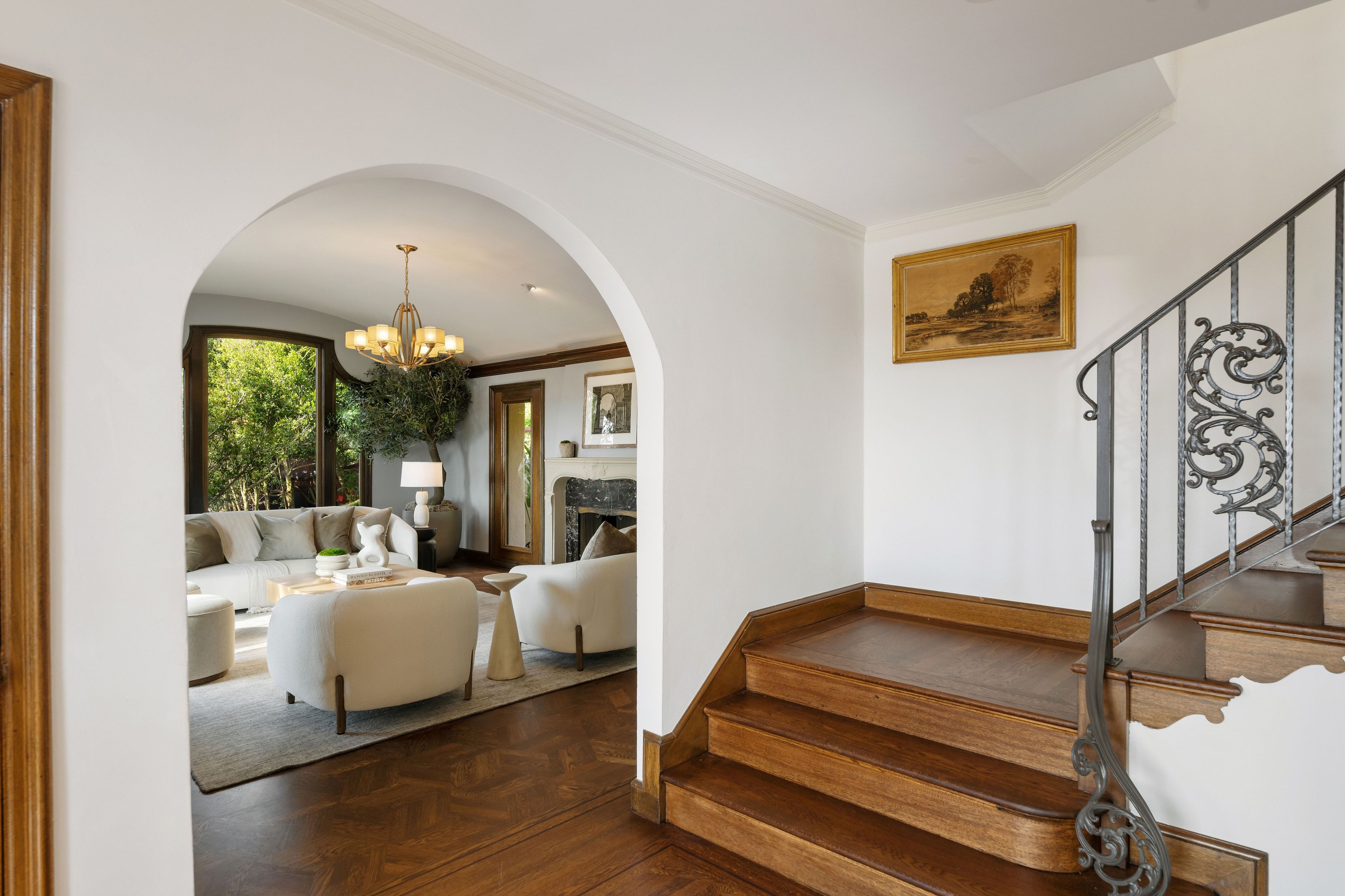  SPANISH REVIVAL ESTATE - 物件實景