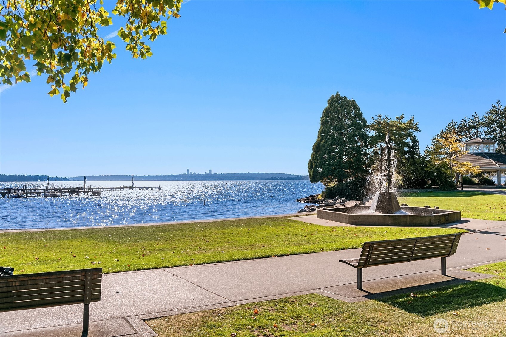 Kirkland, Washington, 98033, United States, 2 Bedrooms Bedrooms, ,1 BathroomBathrooms,Residential,For Sale,1856808