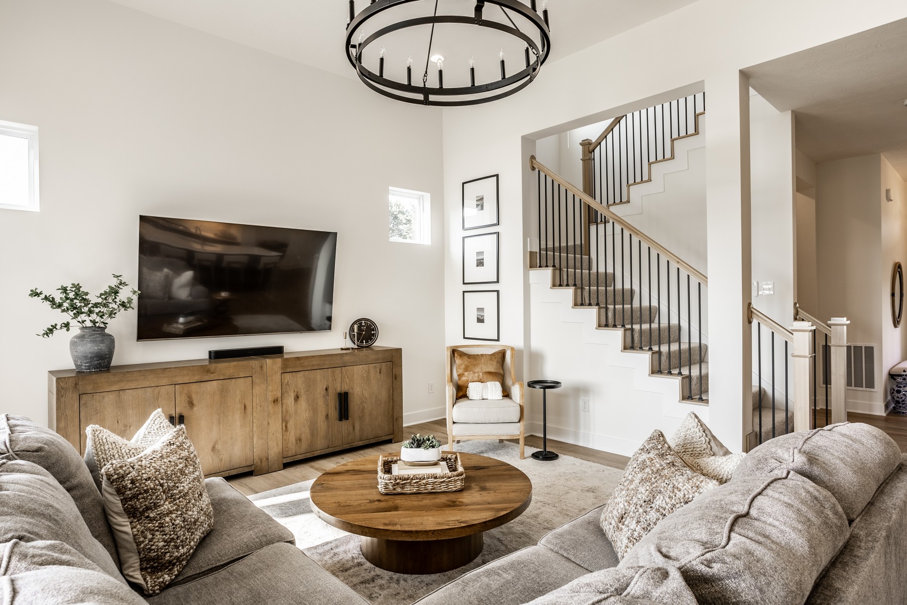  Beautifully Designed 5 Bedroom Home in Desirable Westfield Neighborhood - 物件實景