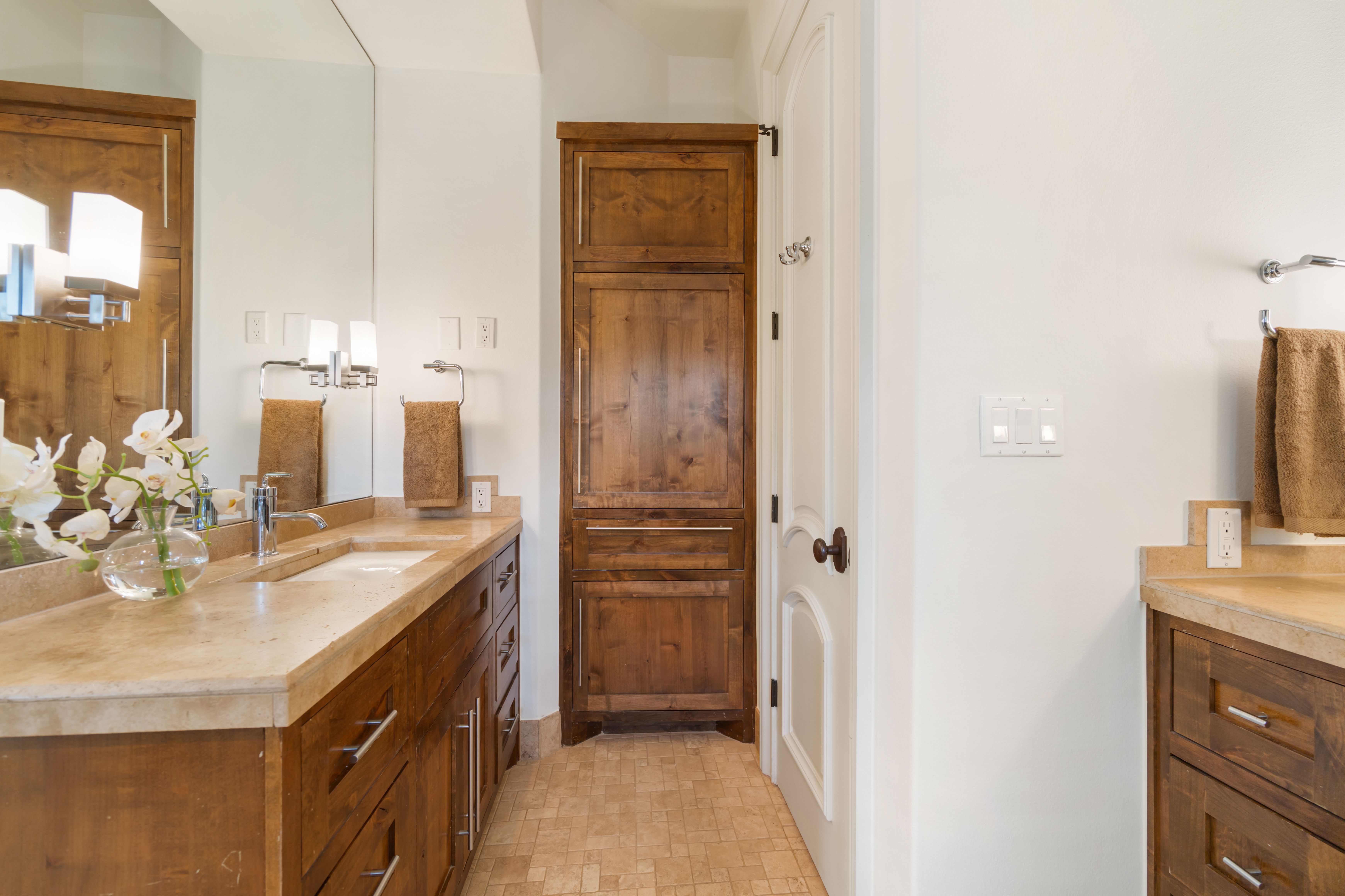  Refined Barton Hills Living  Private Garage  Exceptional 78704 Location - 物件實景