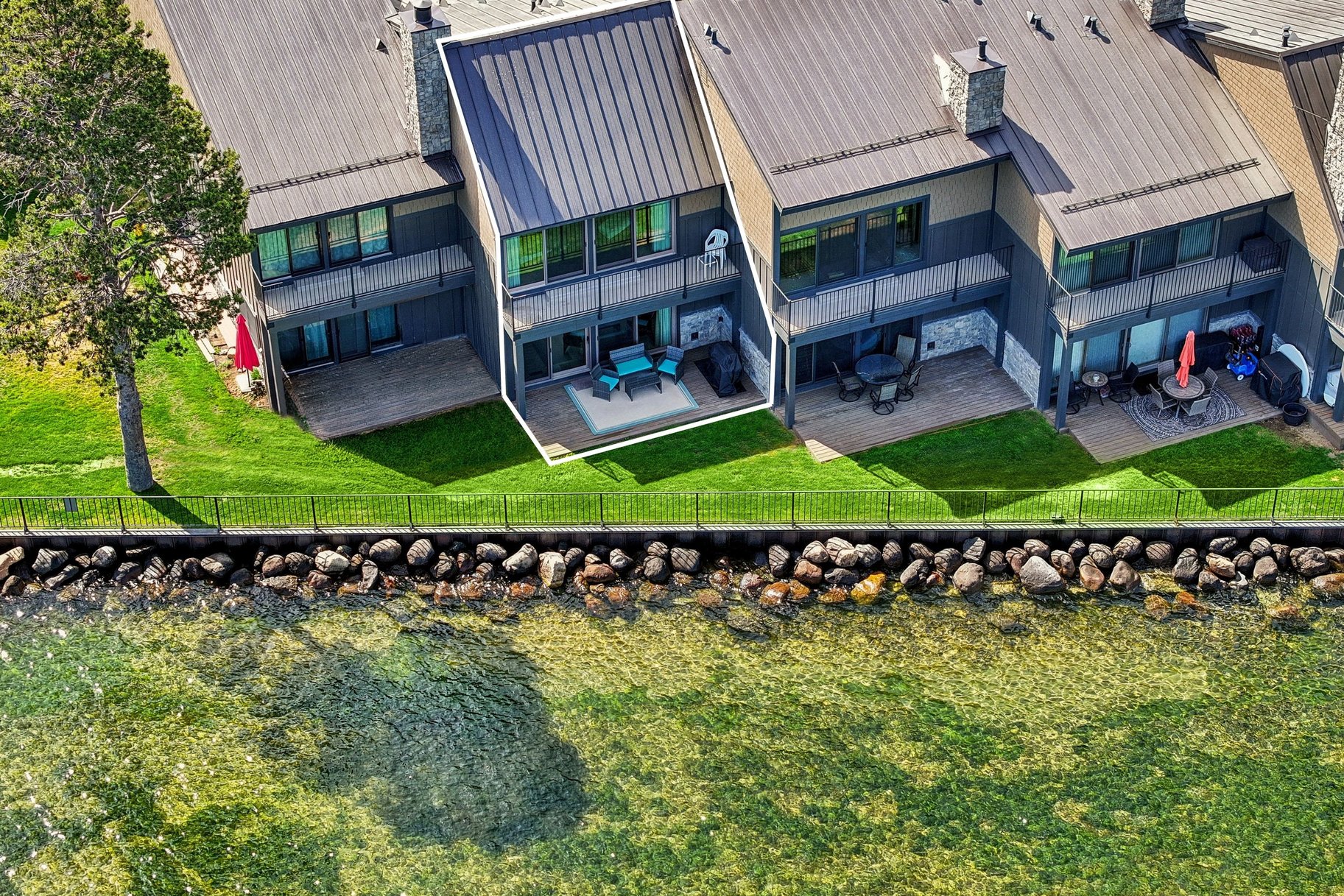  LAKEFRONT LIVING IN TAHOE KEYS - 物件實景