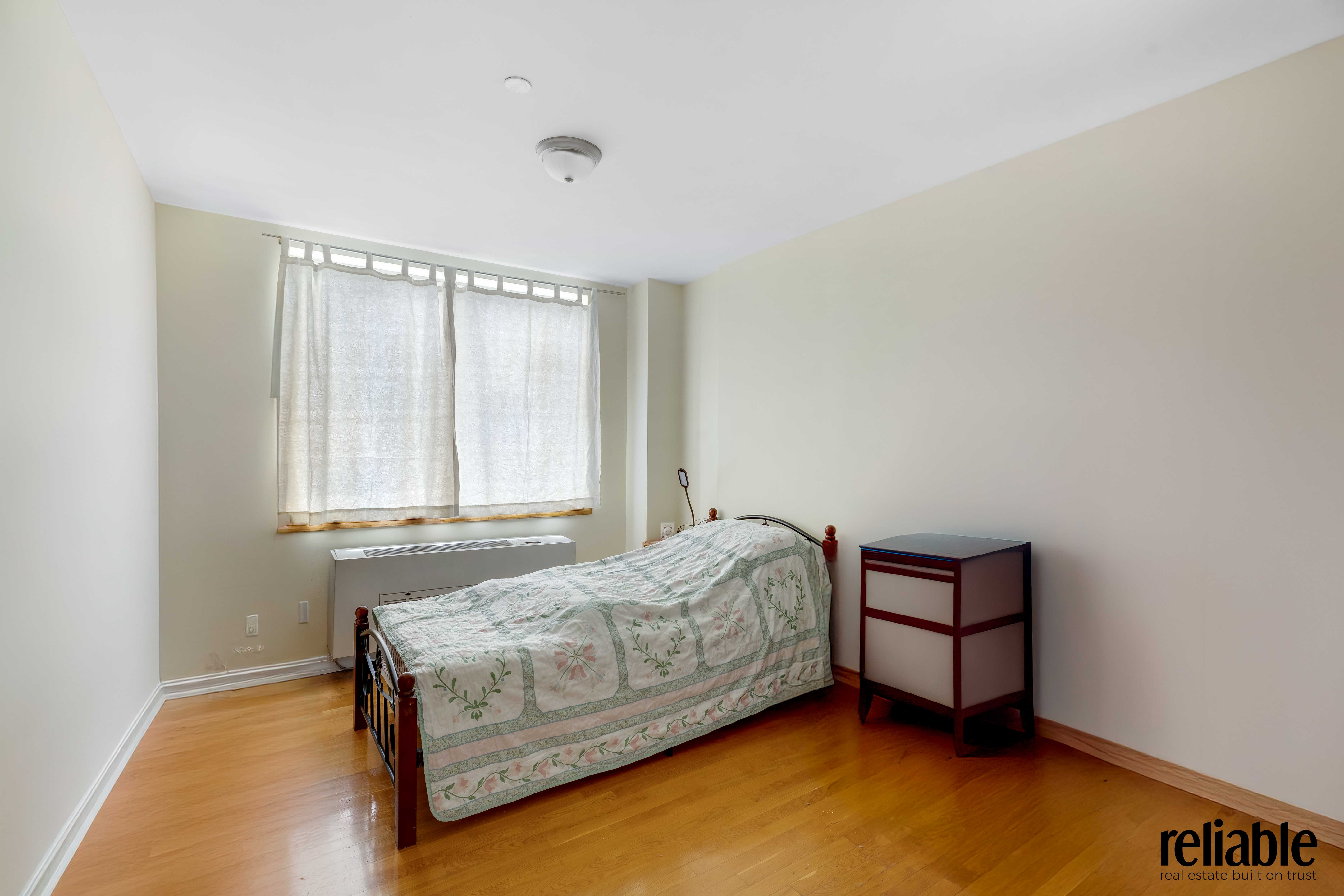Brooklyn, New York, 11204, United States, 3 Bedrooms Bedrooms, ,2 BathroomsBathrooms,Residential,For Sale,1903822