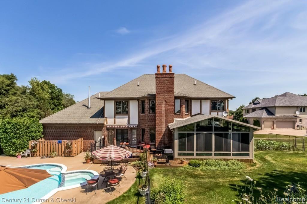 Farmington Hills, Michigan, 48331, United States, 6 Bedrooms Bedrooms, ,7 BathroomsBathrooms,Residential,For Sale,1981472