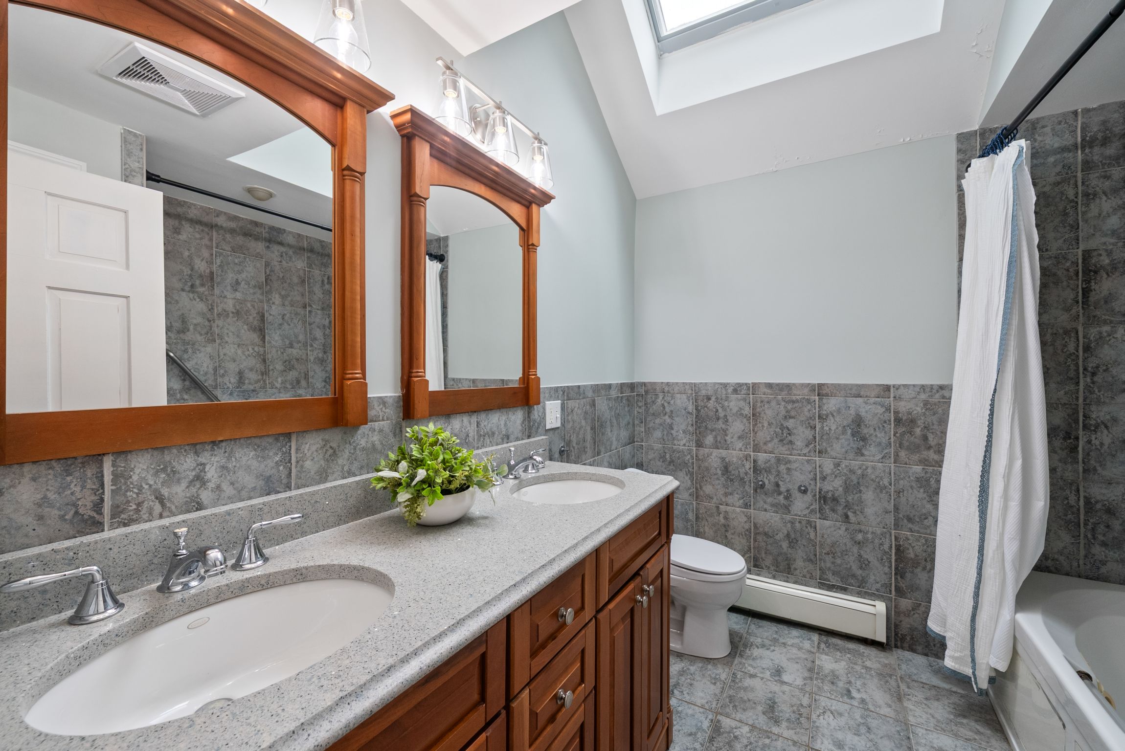  14 Harnden Road, Foxboro, MA, 02035 - 物件實景