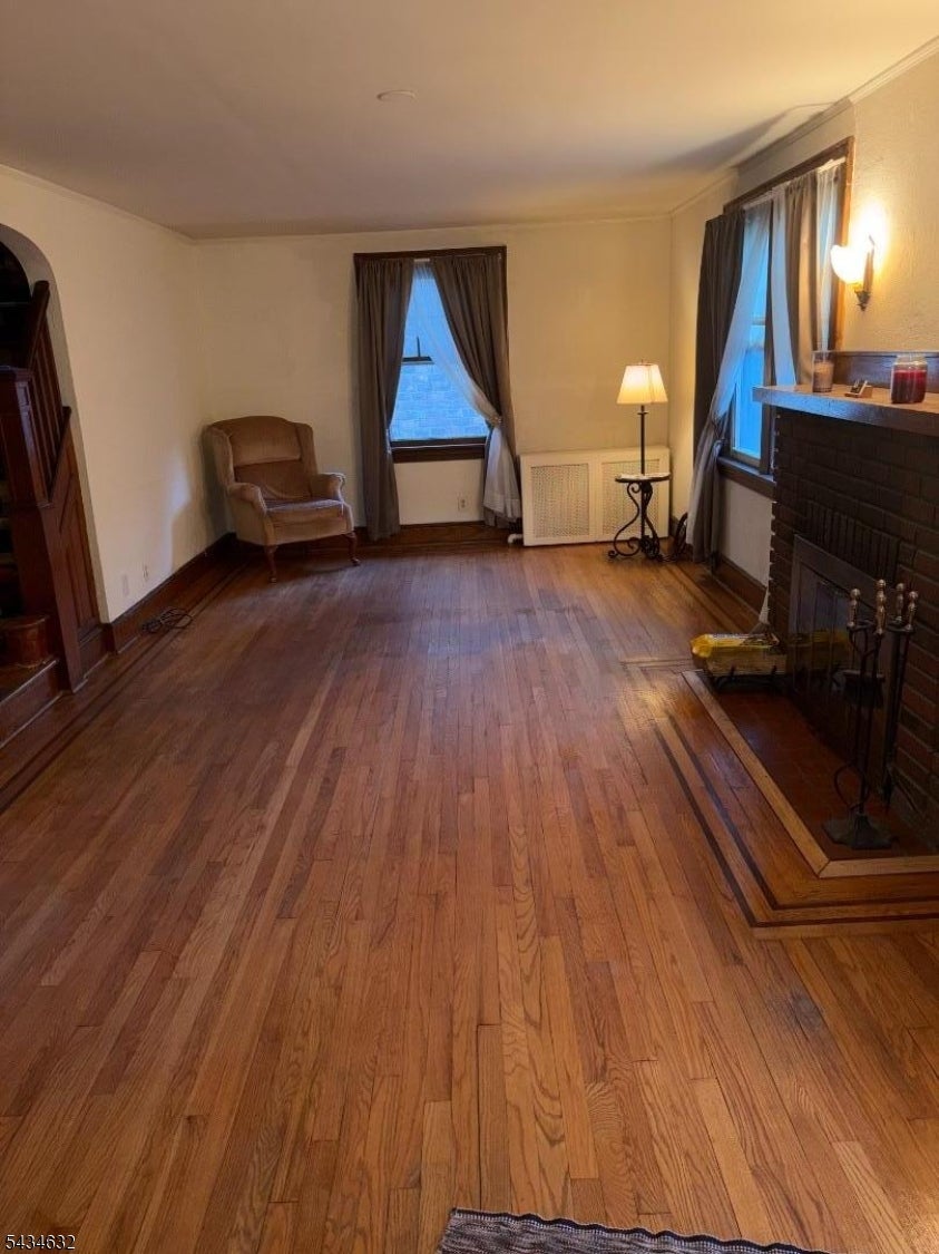 Bloomfield Twp., New Jersey, 07003, United States, 3 Bedrooms Bedrooms, ,1 BathroomBathrooms,Residential,For Sale,2048064