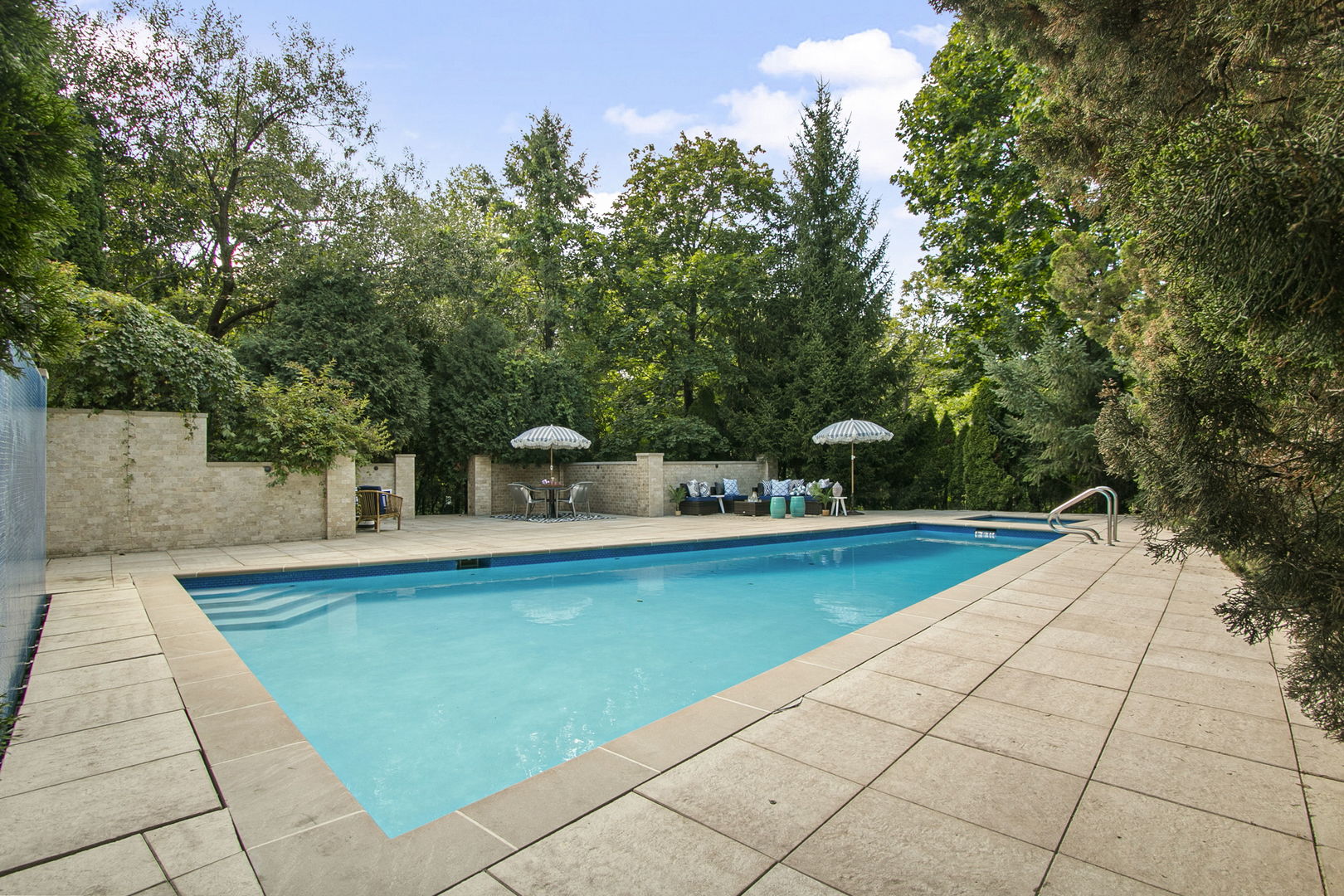 Winnetka, Illinois, 60093, United States, 6 Bedrooms Bedrooms, ,8 BathroomsBathrooms,Residential,For Sale,1991564