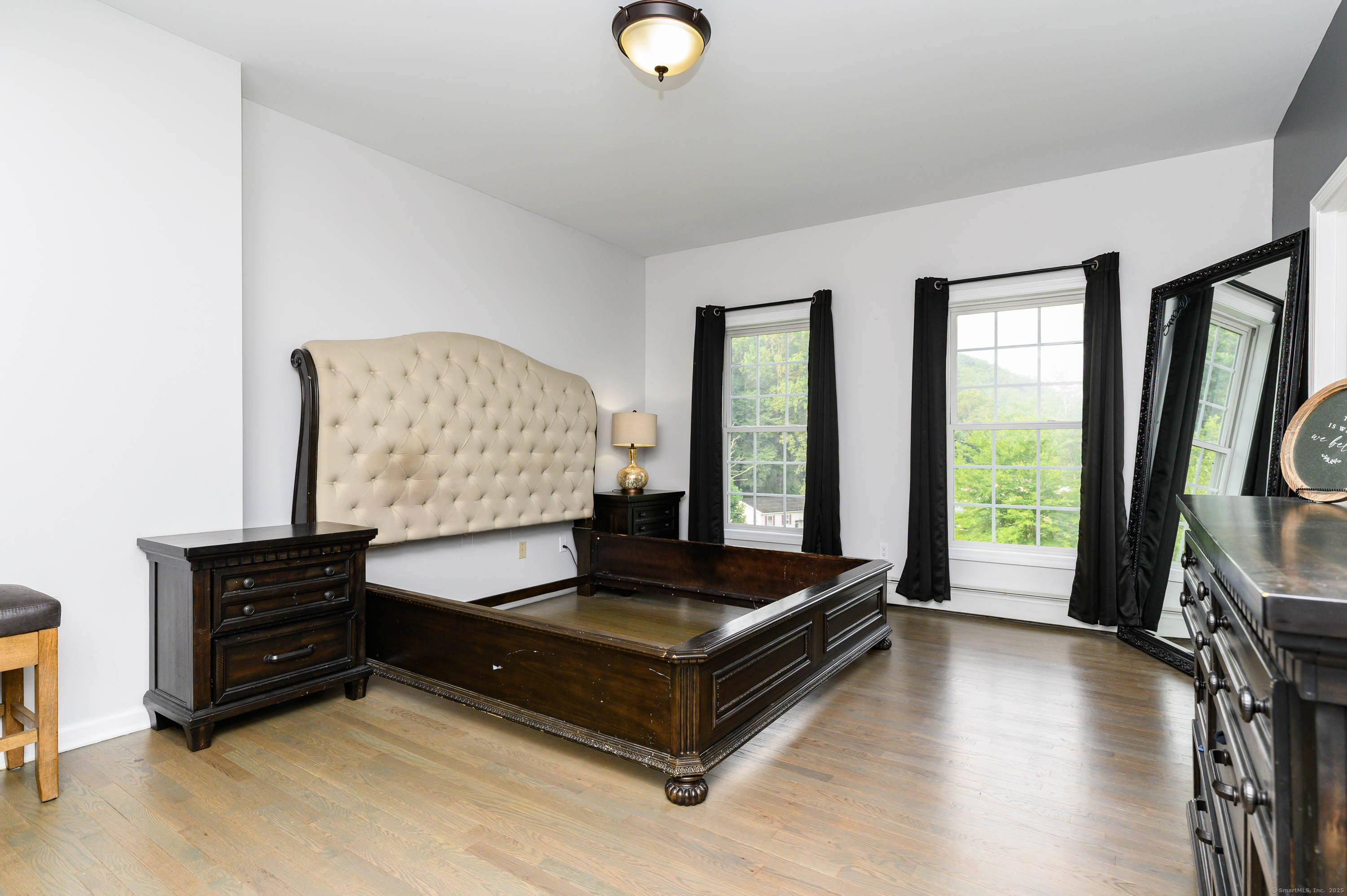 Seymour, Connecticut, 06483, United States, 4 Bedrooms Bedrooms, ,3 BathroomsBathrooms,Residential,For Sale,1913328