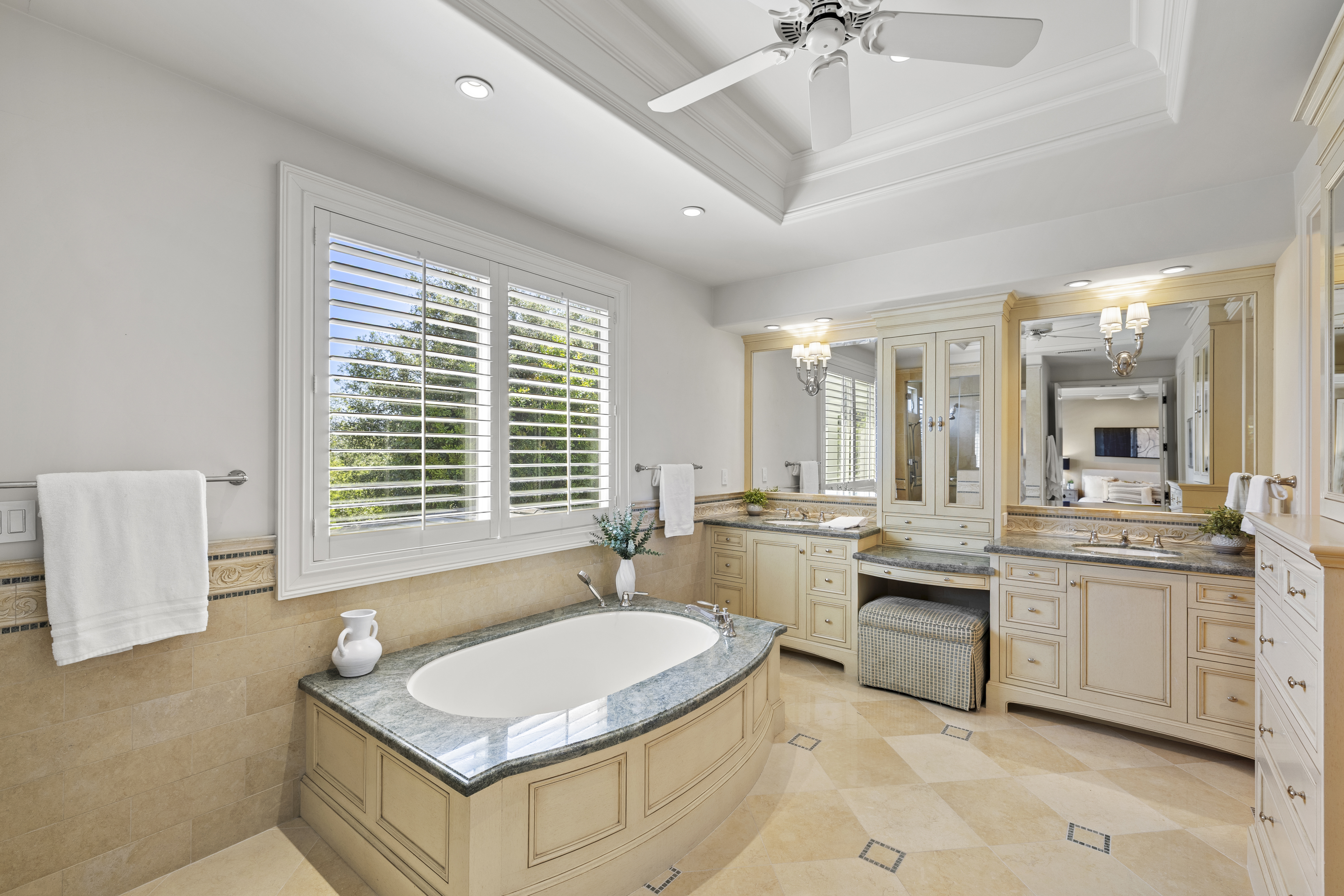  10 Brentano Drive, Coto de Caza, CA 92679 - 物件實景