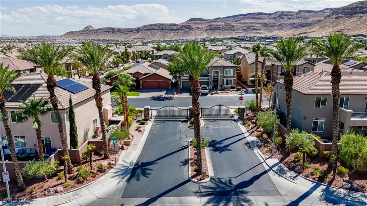 Las Vegas, Nevada, 89148, United States, 3 Bedrooms Bedrooms, ,2 BathroomsBathrooms,Residential,For Sale,1941035