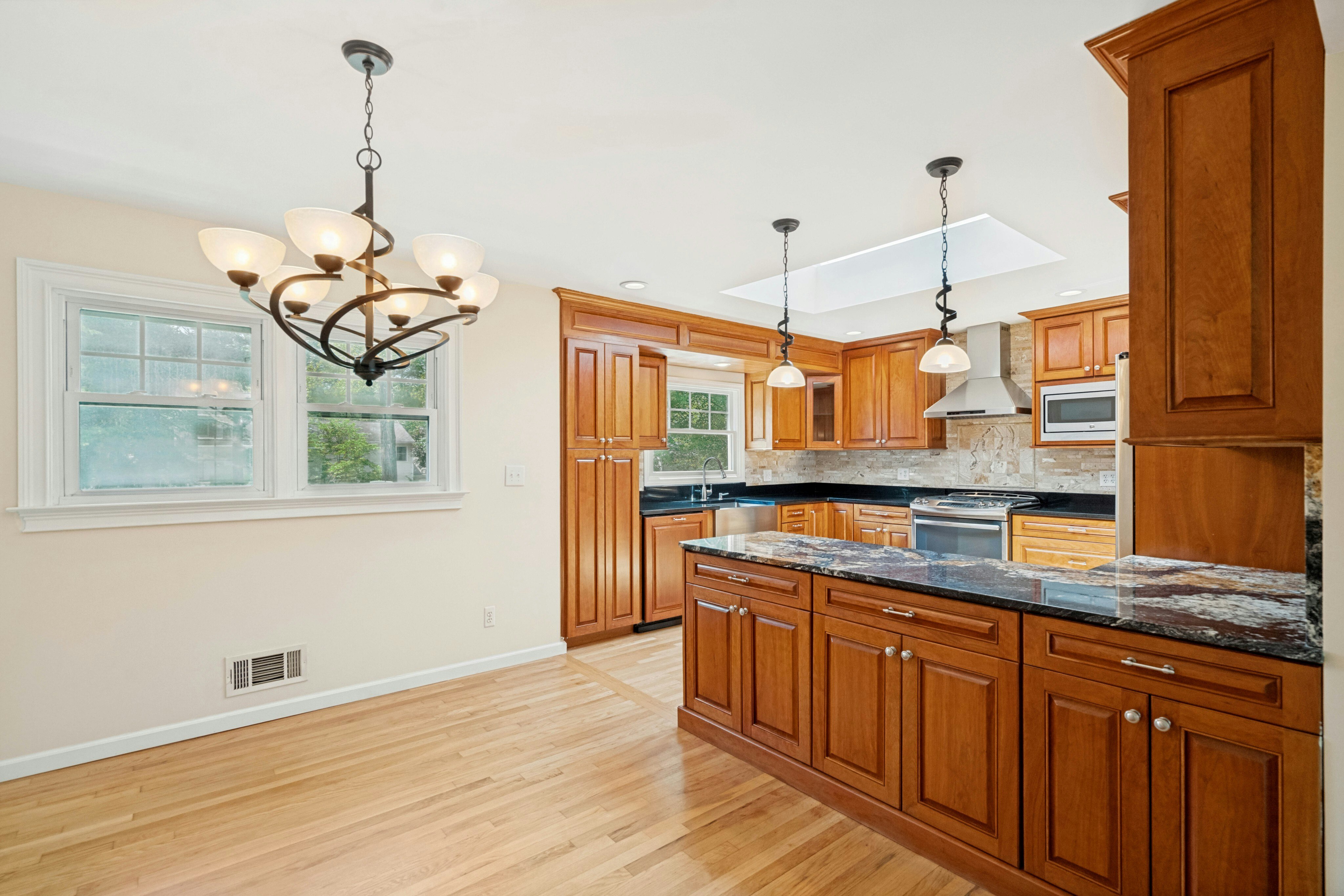  615 Maze Road, River Vale, NJ 07675 - 物件實景