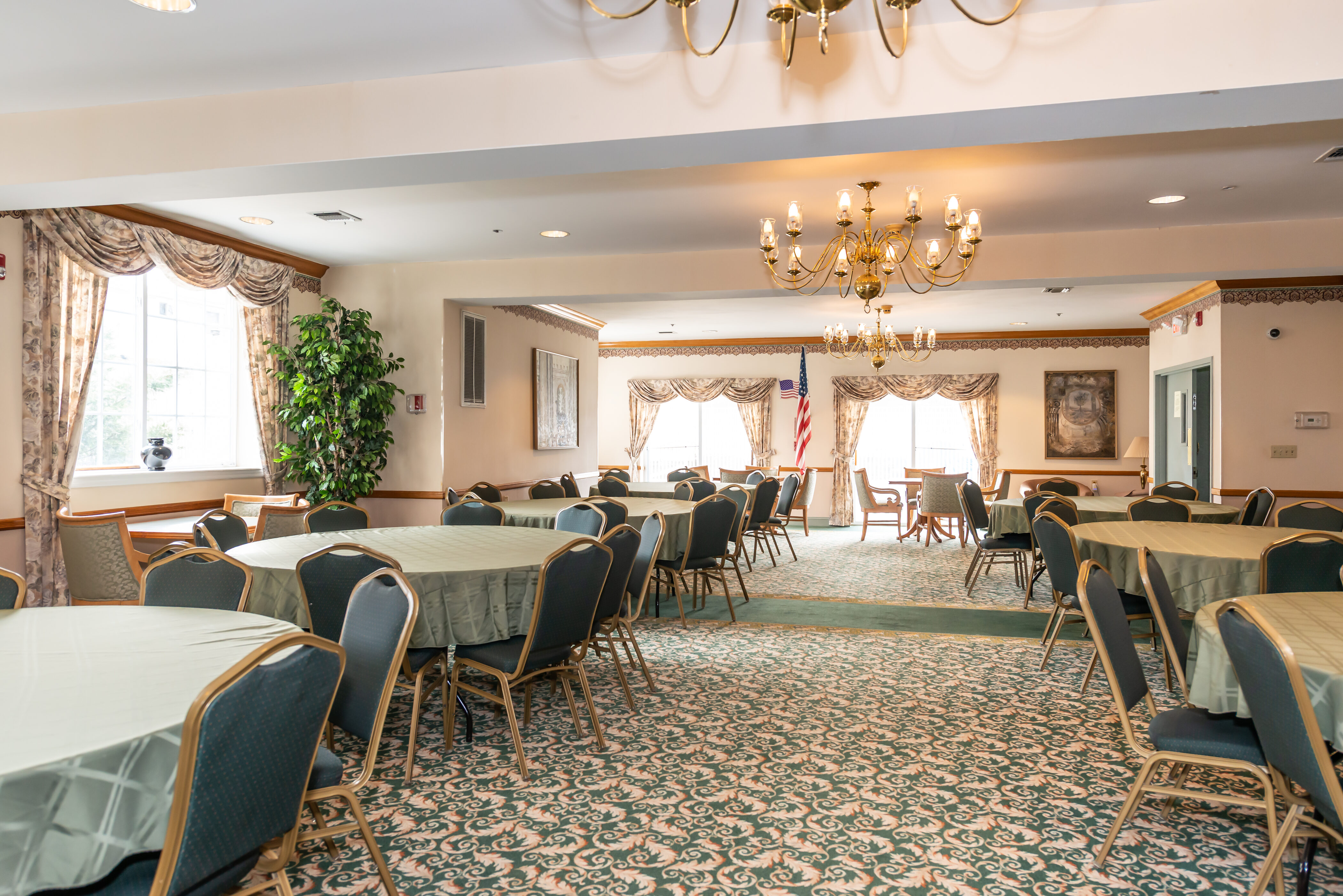  54 School Street, Westbury, NY, 11590 - 物件實景
