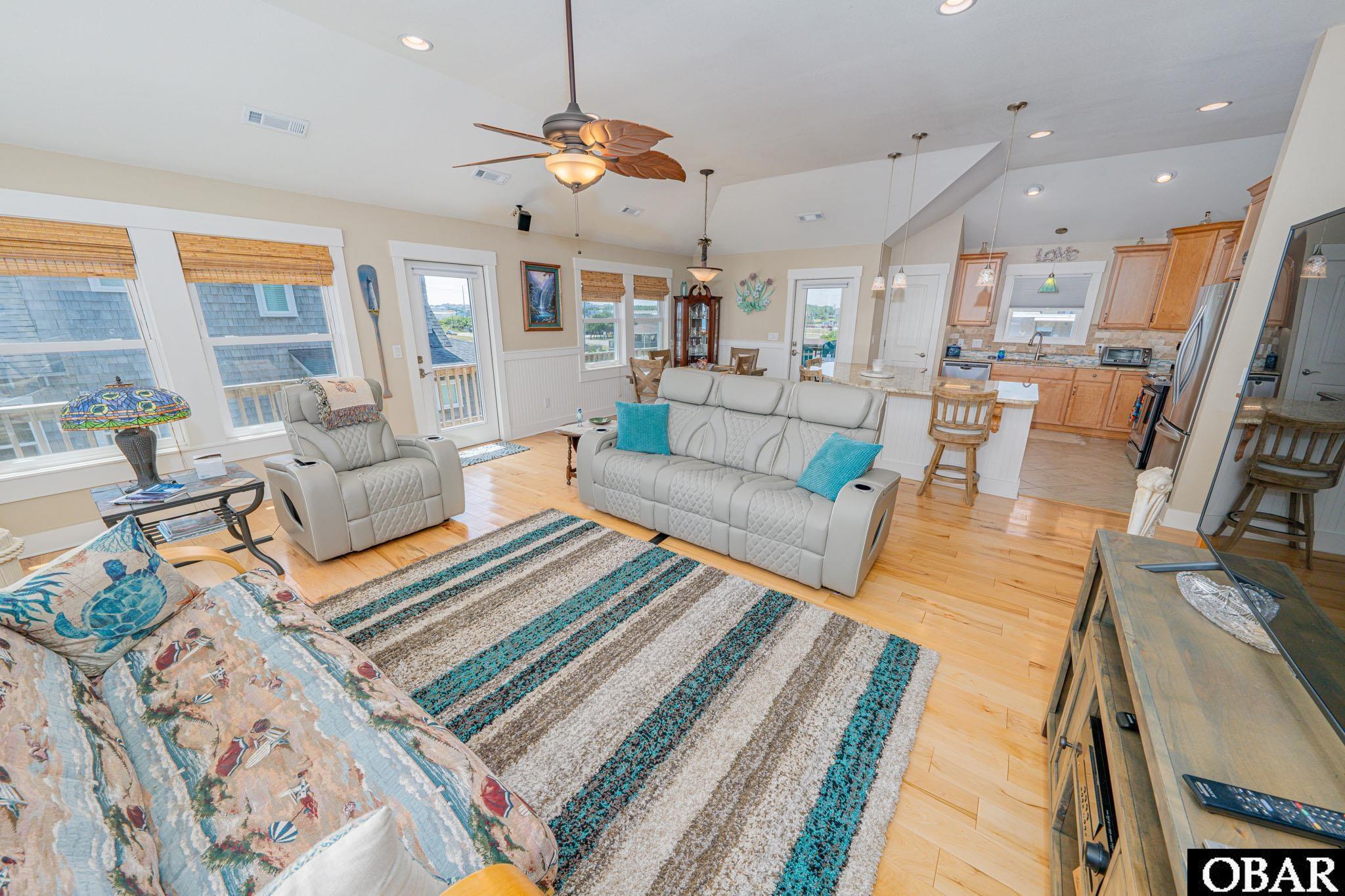 Kitty Hawk, North Carolina, 27949, United States, 4 Bedrooms Bedrooms, ,4 BathroomsBathrooms,Residential,For Sale,1905904
